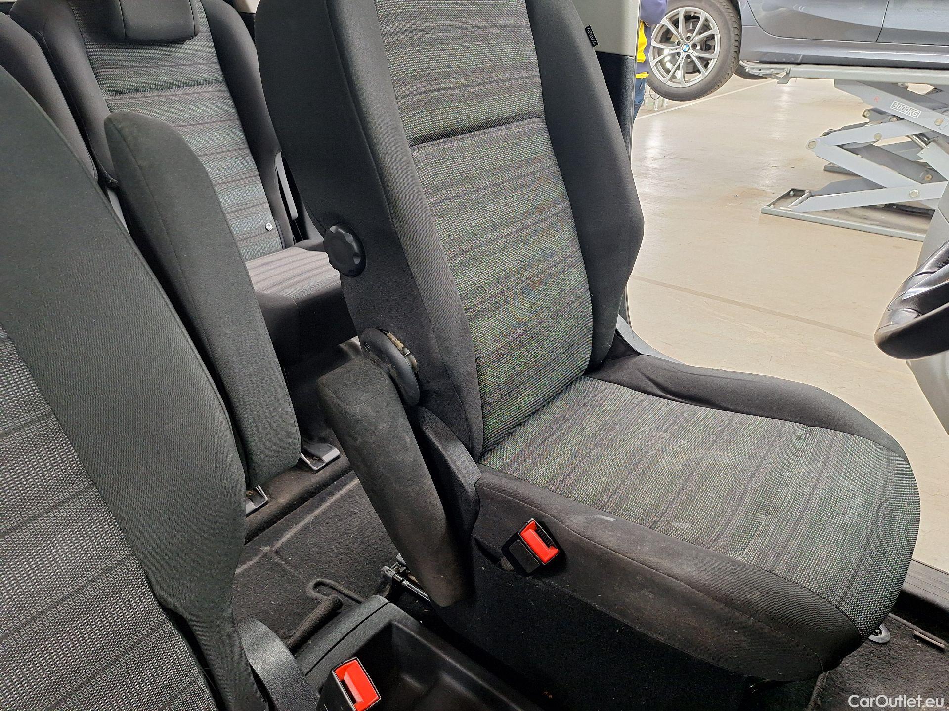  Opel  Combo Opel,  Life '18, Opel  Life 1.2 Turbo S/S 96kW Edition Plus L1 #20