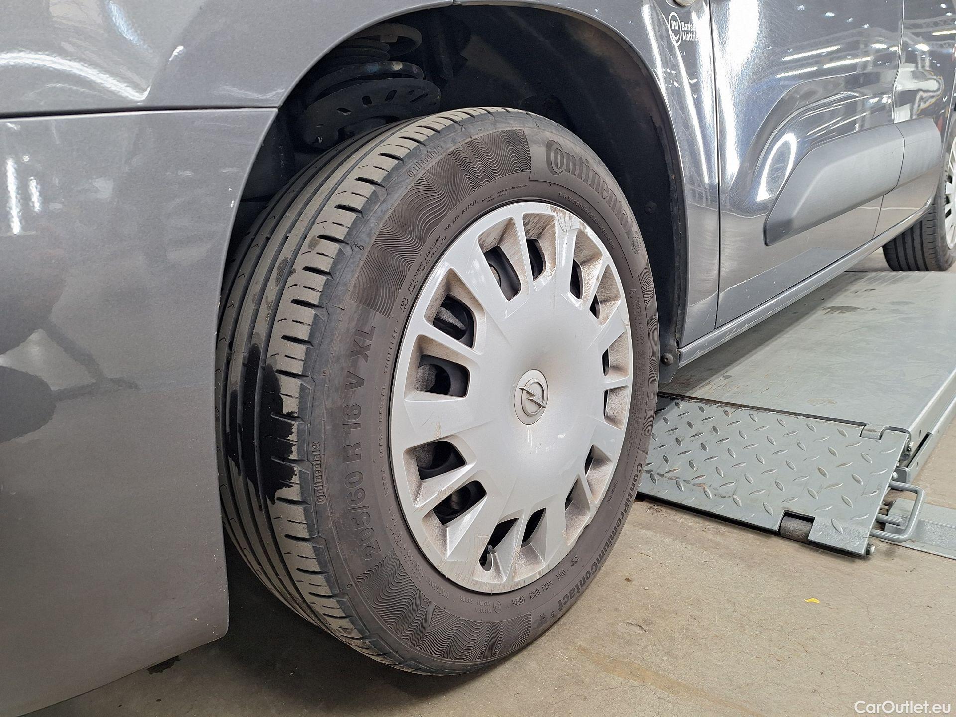  Opel  Combo Opel,  Life '18, Opel  Life 1.2 Turbo S/S 96kW Edition Plus L1 #1