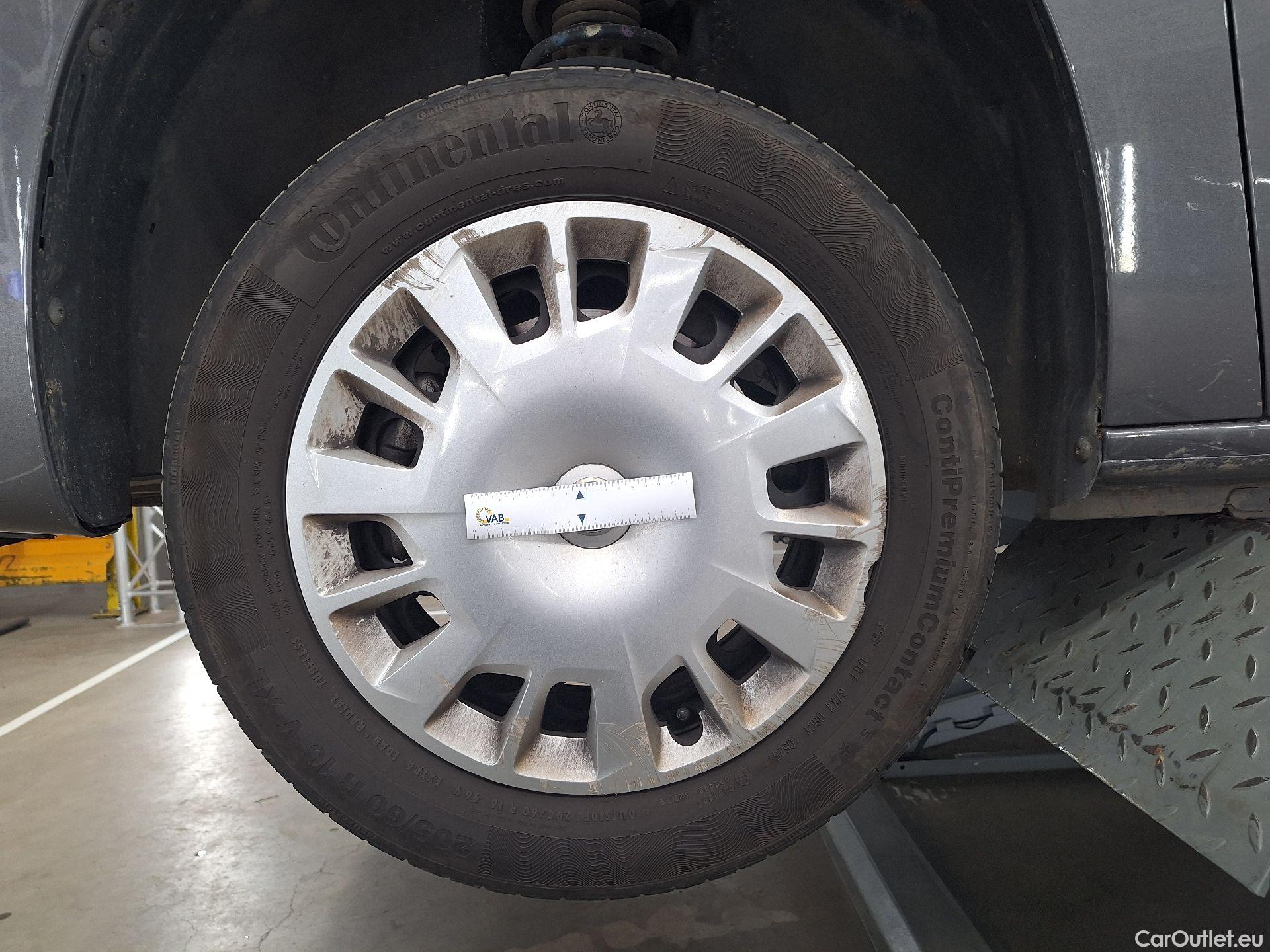  Opel  Combo Opel,  Life '18, Opel  Life 1.2 Turbo S/S 96kW Edition Plus L1 #50