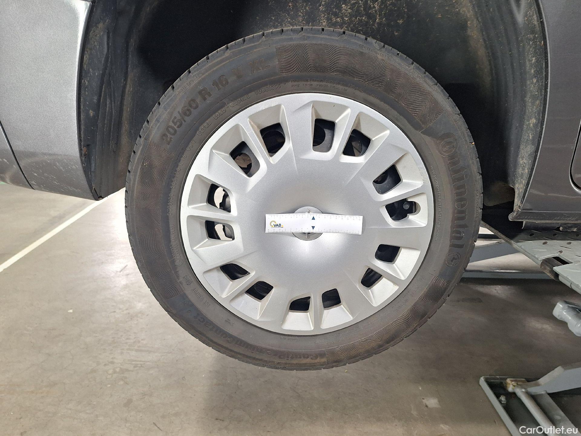  Opel  Combo Opel,  Life '18, Opel  Life 1.2 Turbo S/S 96kW Edition Plus L1 #74