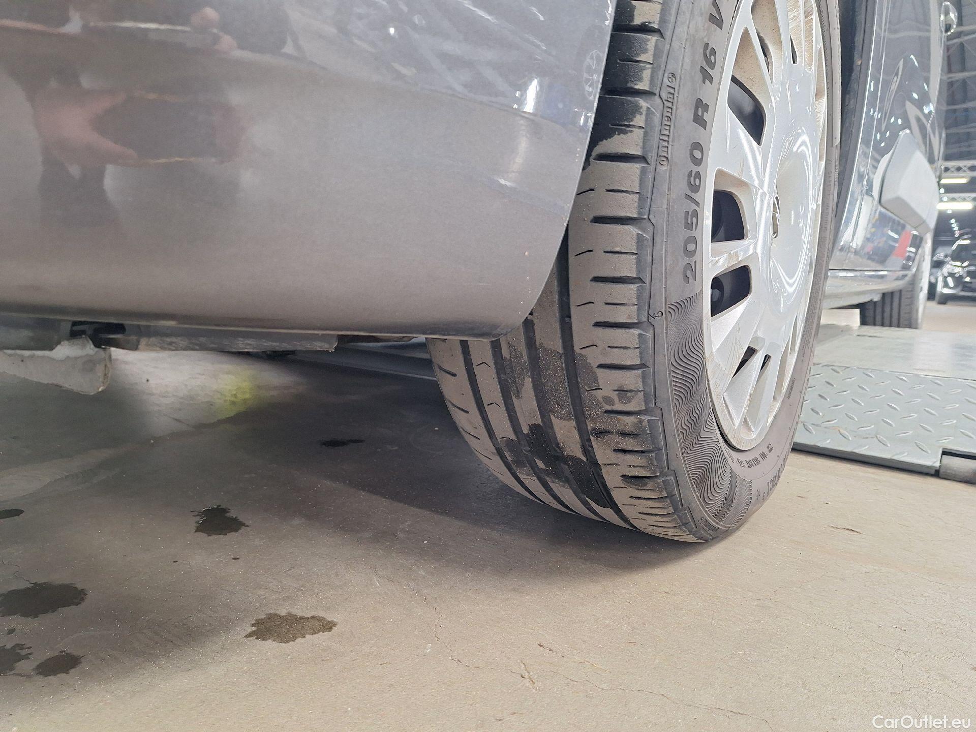  Opel  Combo Opel,  Life '18, Opel  Life 1.2 Turbo S/S 96kW Edition Plus L1 #2