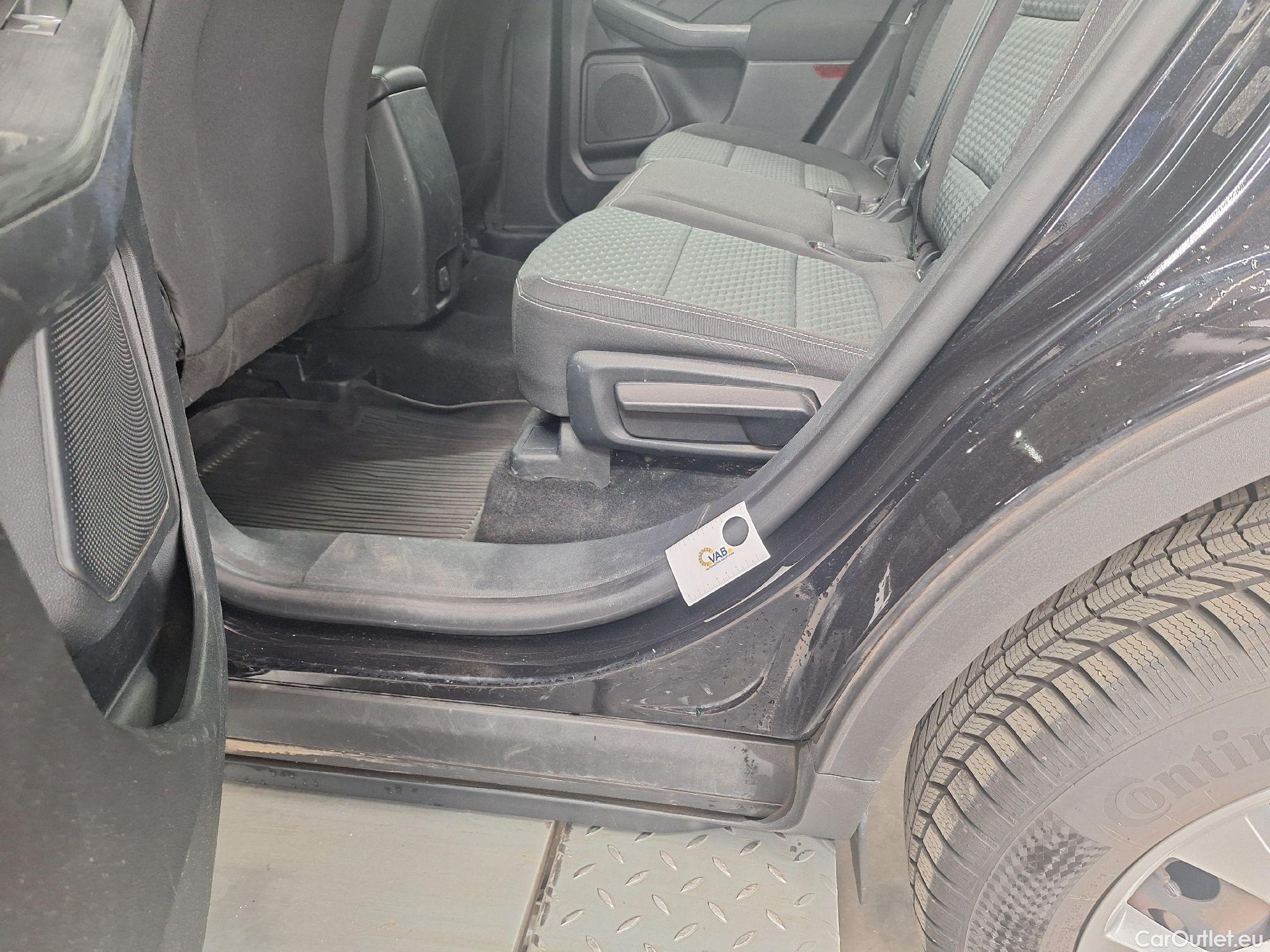  Ford  Kuga Ford,  '19, Ford  1.5 EcoBlue 88kW Trend 5d #37