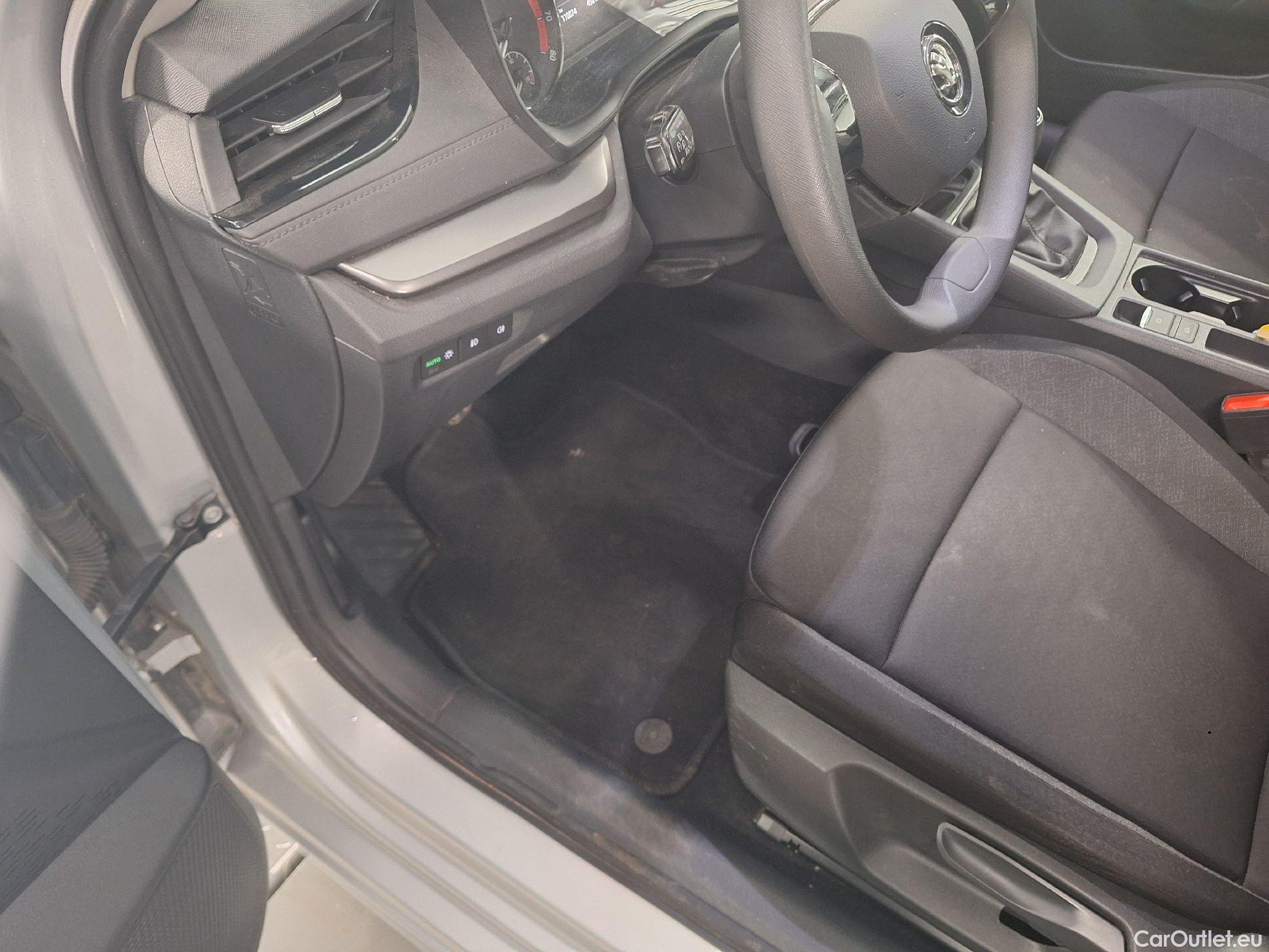  Skoda  Octavia Skoda,  '20, Skoda  1.0 TSI 81kW Active 5d #7