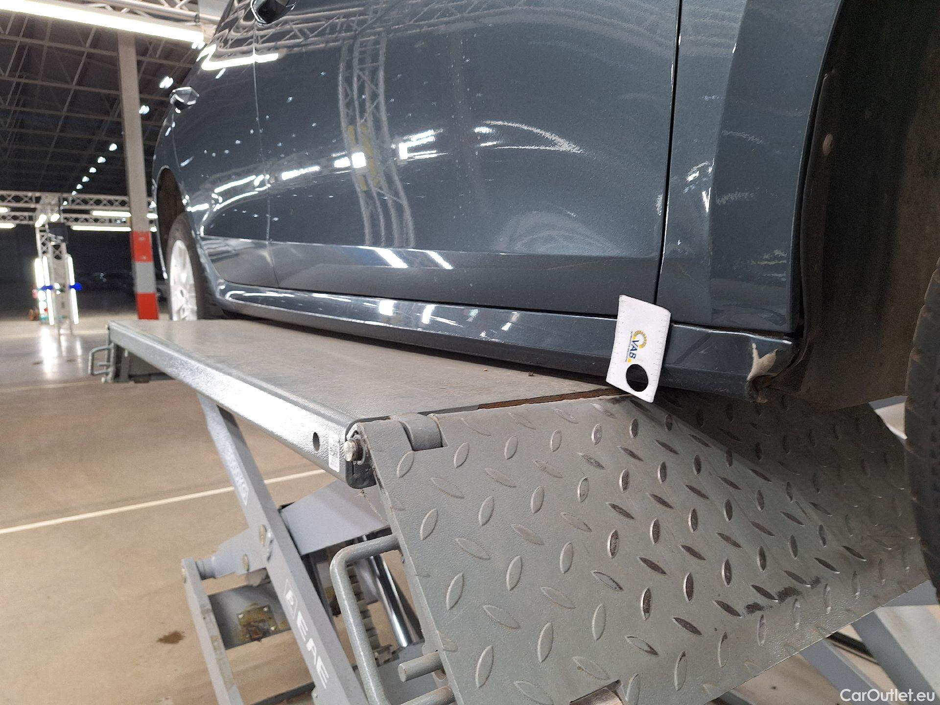  Skoda  Octavia Skoda,  Combi '20, Skoda  Combi 2.0 CRTDI 85kW Ambition 5d #26