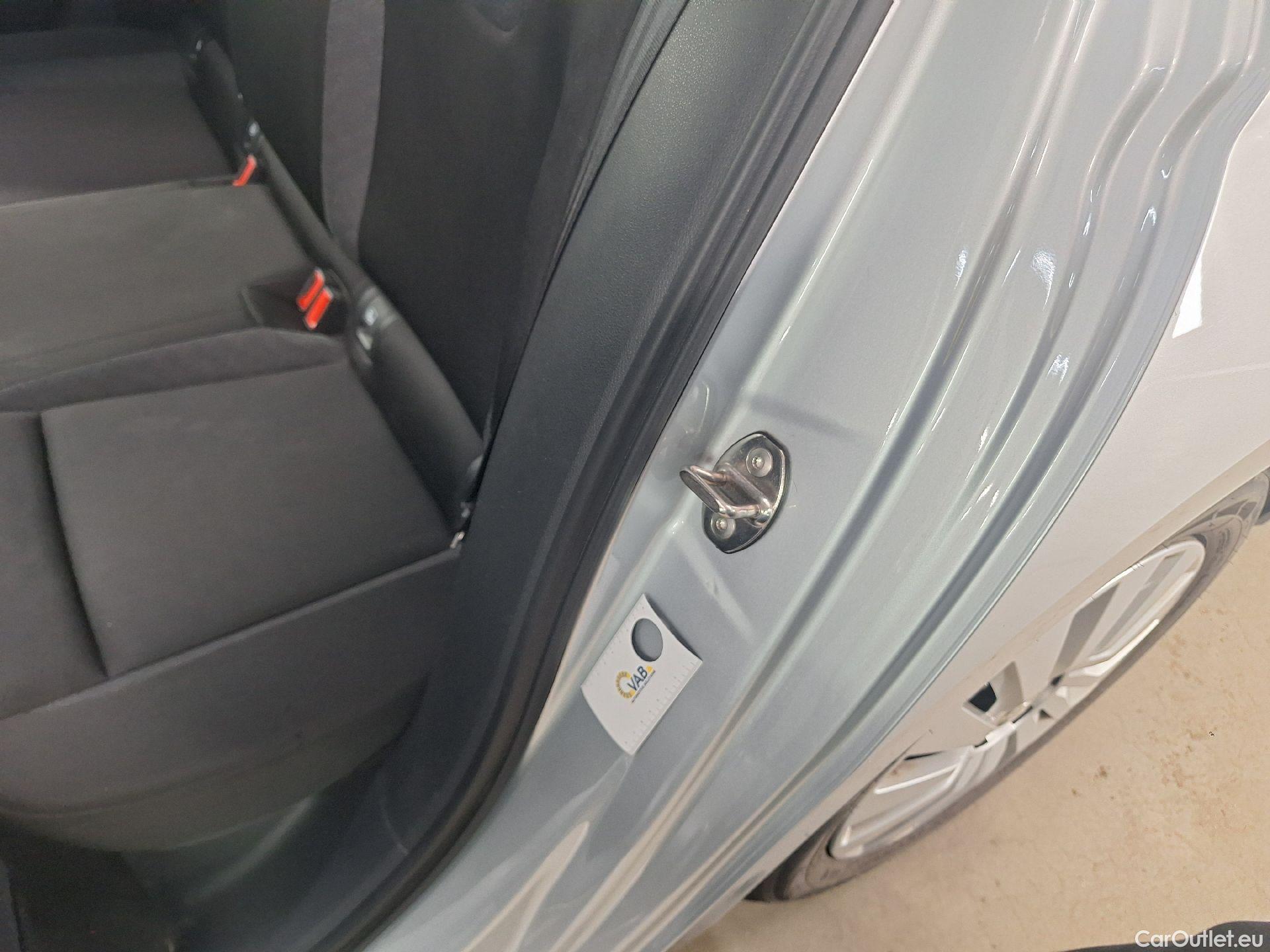  Skoda  Octavia Skoda,  '20, Skoda  1.0 TSI 81kW Active 5d #12