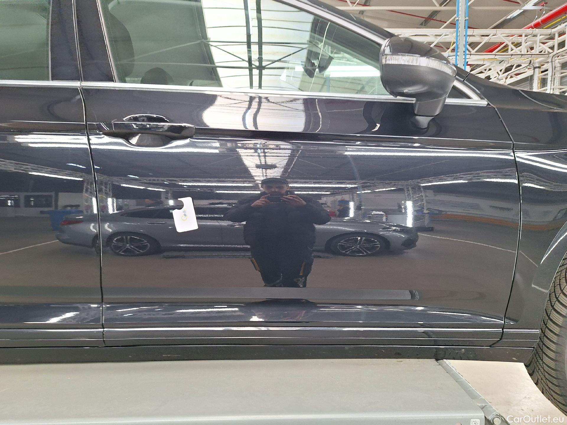  Volkswagen  Passat VW,  Variant FL'19, Volkswagen  Variant 1.6 TDI SCR DSG7 Style B #20