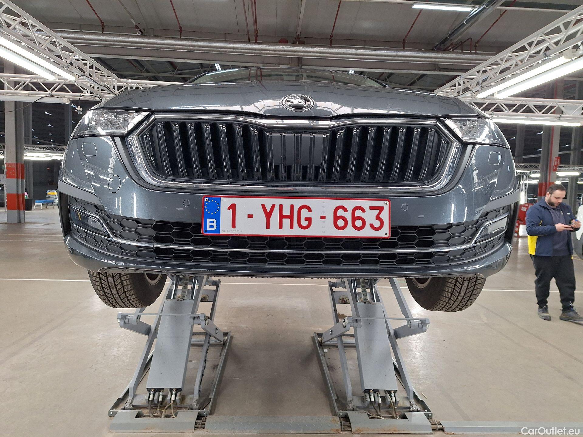  Skoda  Octavia Skoda,  Combi '20, Skoda  Combi 2.0 CRTDI 85kW Ambition 5d #30