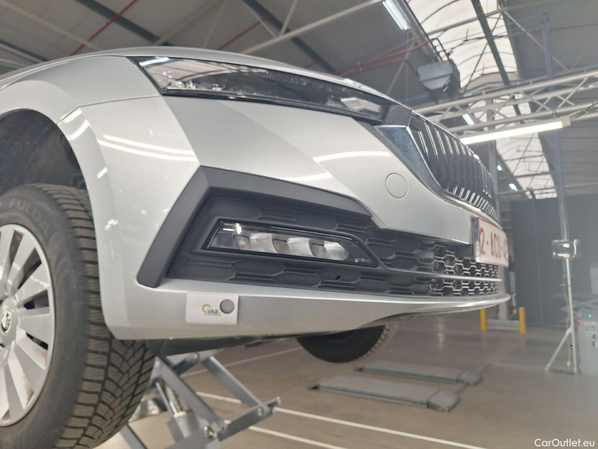  Skoda  Octavia Skoda,  '20, Skoda  1.0 TSI 81kW Active 5d #37