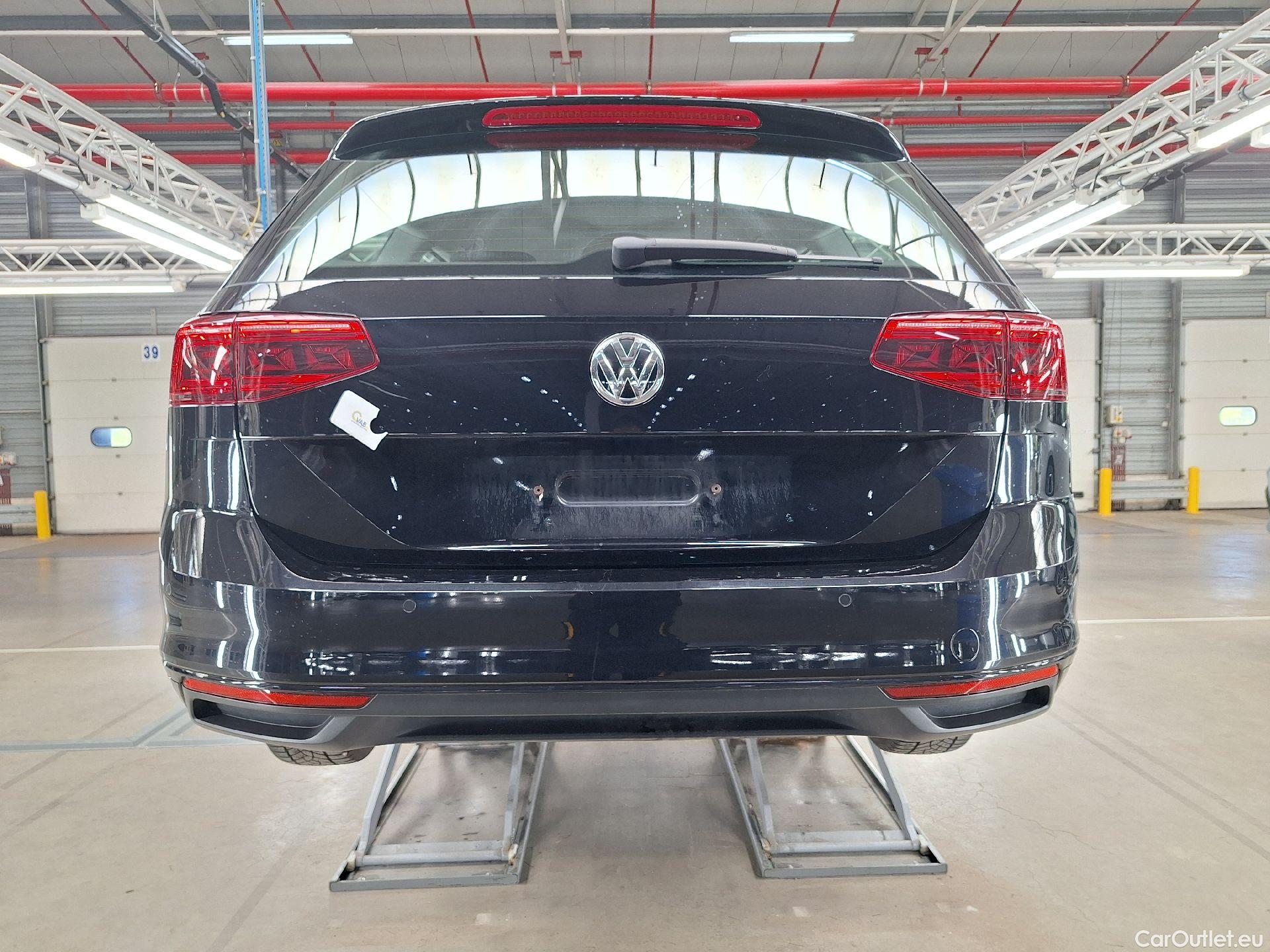  Volkswagen  Passat VW,  Variant FL'19, Volkswagen  Variant 1.6 TDI SCR DSG7 Style B #11