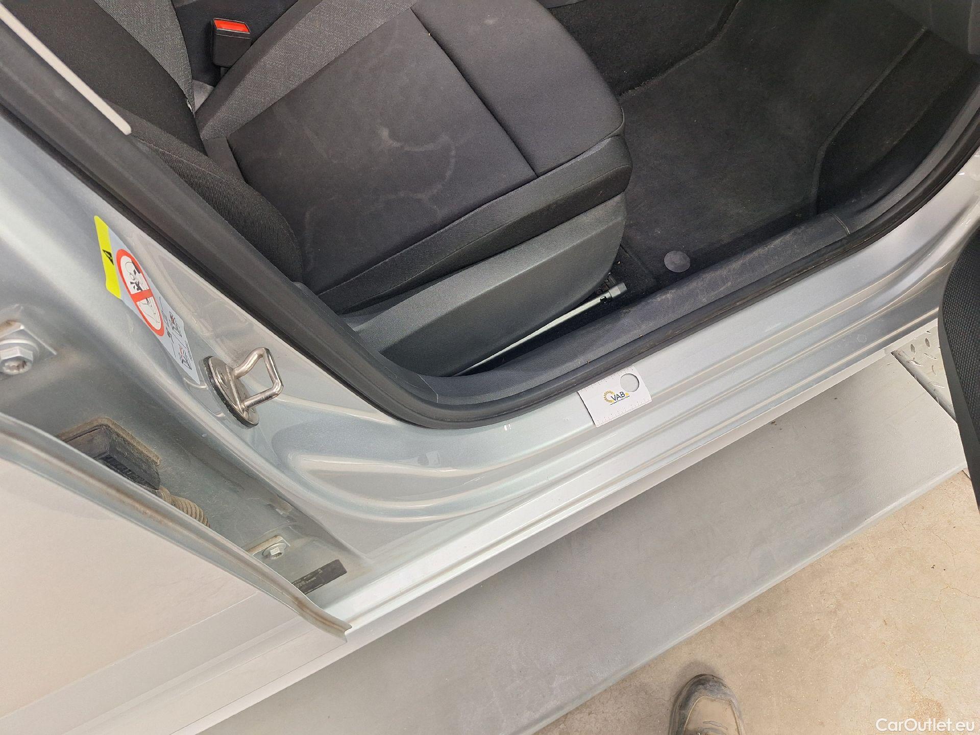  Skoda  Octavia Skoda,  '20, Skoda  1.0 TSI 81kW Active 5d #27