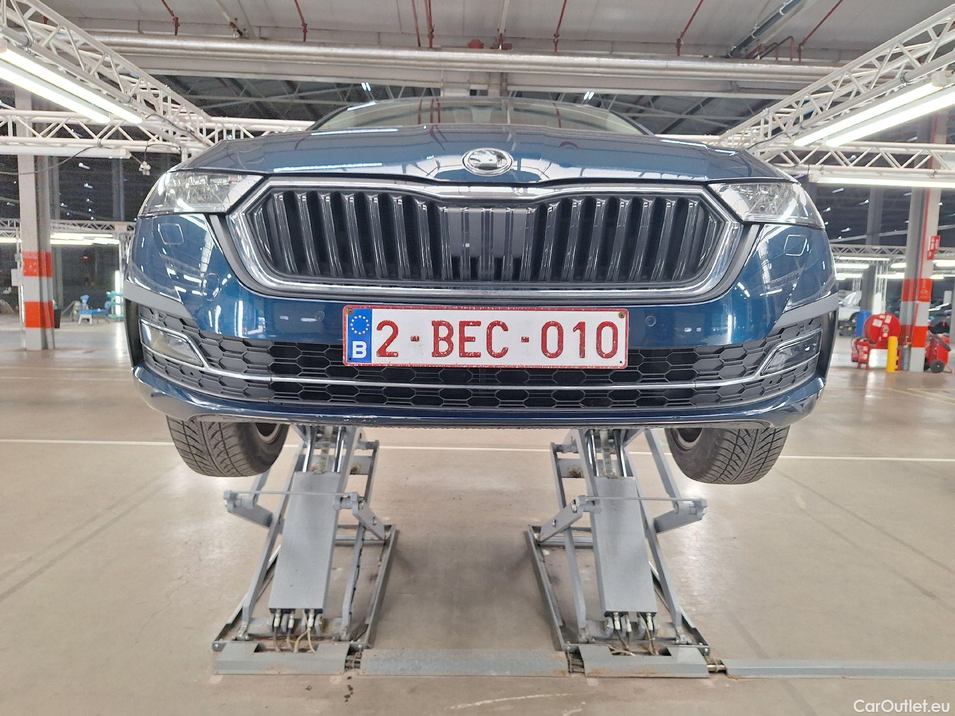  Skoda  Octavia Skoda,  Combi '20, Skoda  Combi 2.0 CRTDI 85kW Clever 5d #21