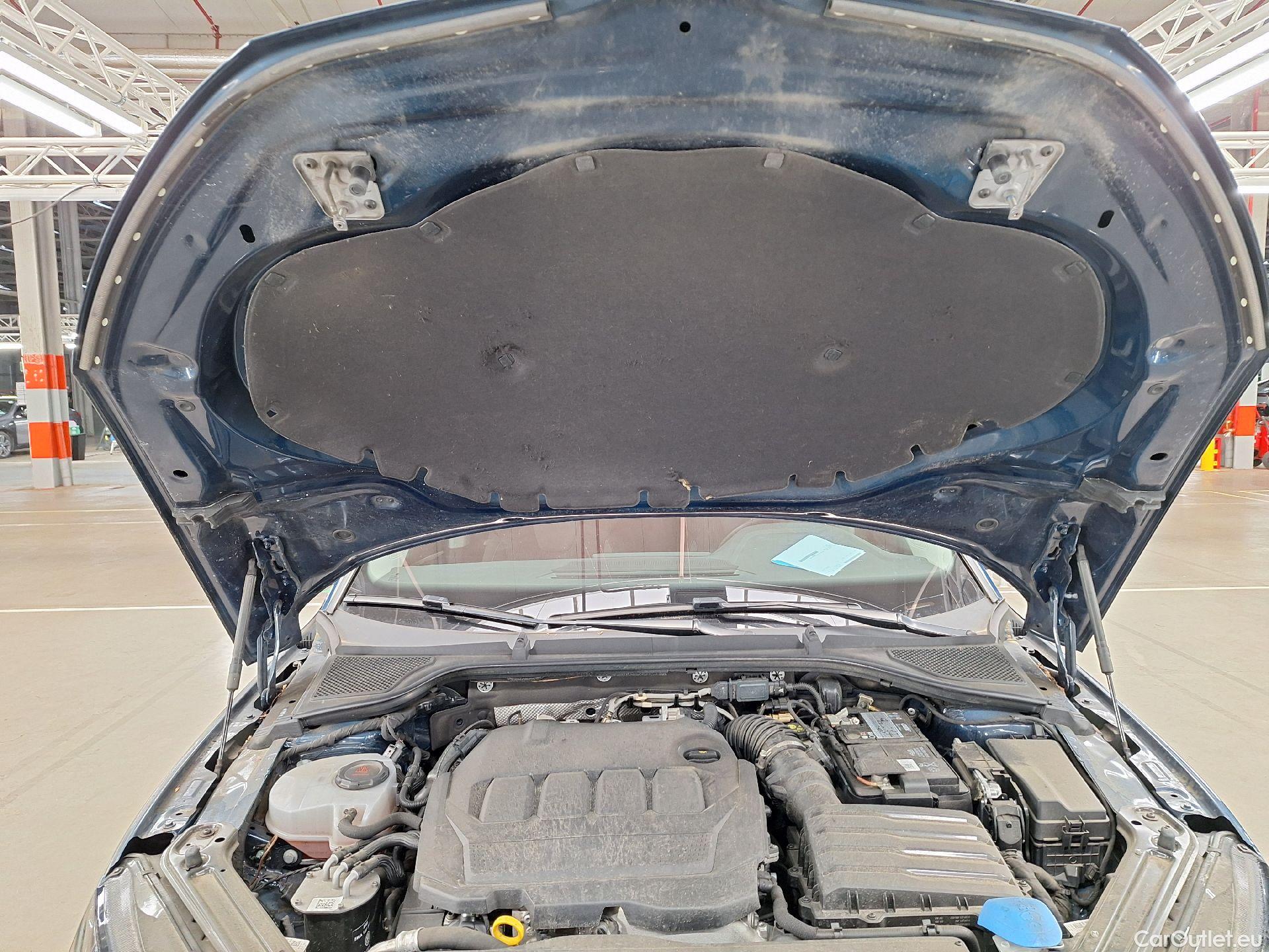  Skoda  Octavia Skoda,  Combi '20, Skoda  Combi 2.0 CRTDI 85kW Clever 5d #1