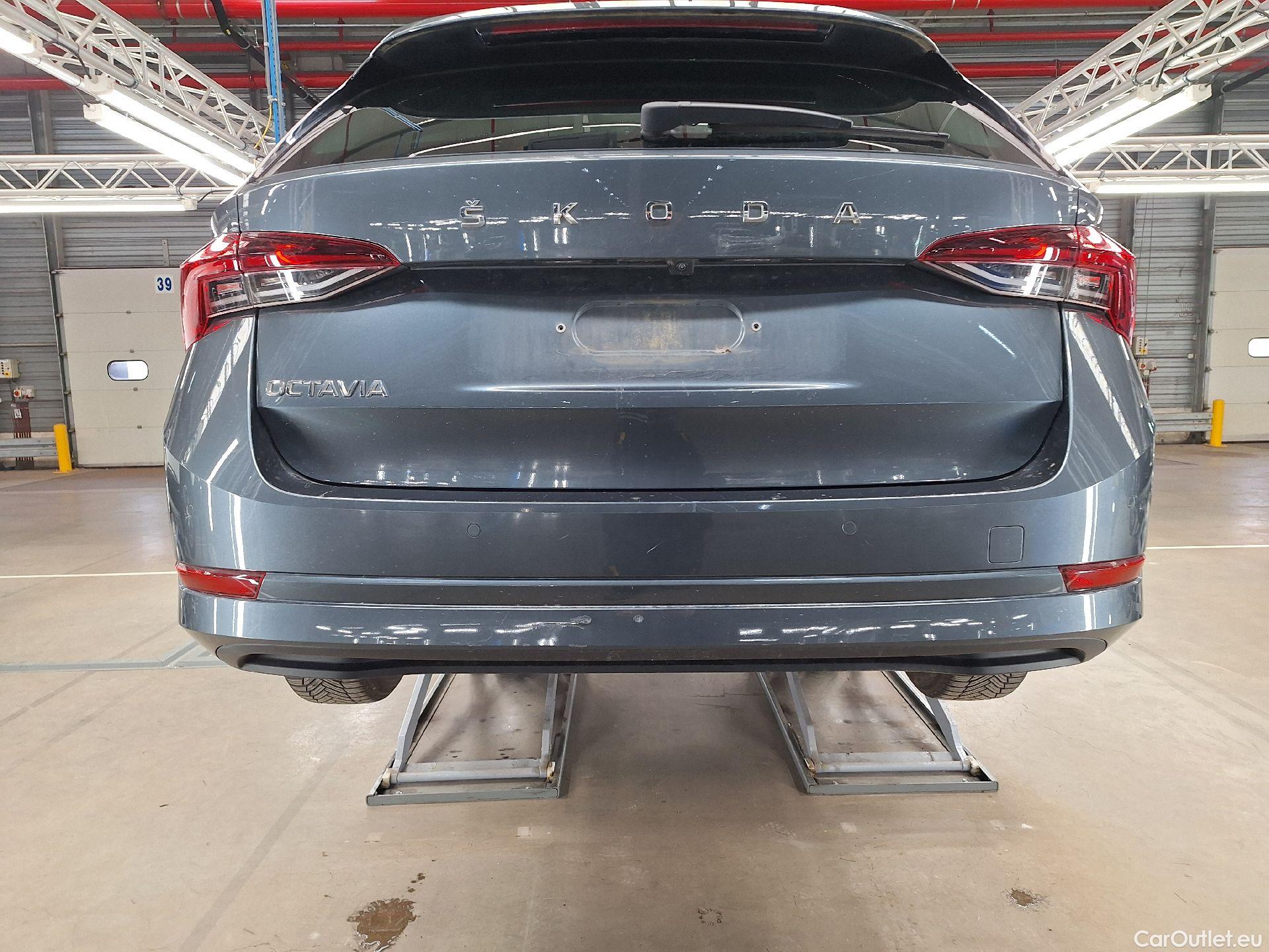  Skoda  Octavia Skoda,  Combi '20, Skoda  Combi 2.0 CRTDI 85kW Ambition 5d #14