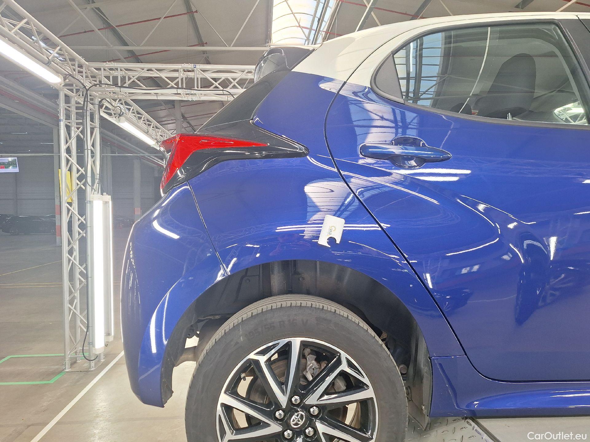  Toyota  Yaris Toyota,  '20, Toyota  1.5 VVT-i Hybrid Iconic e-CVT 5d #32