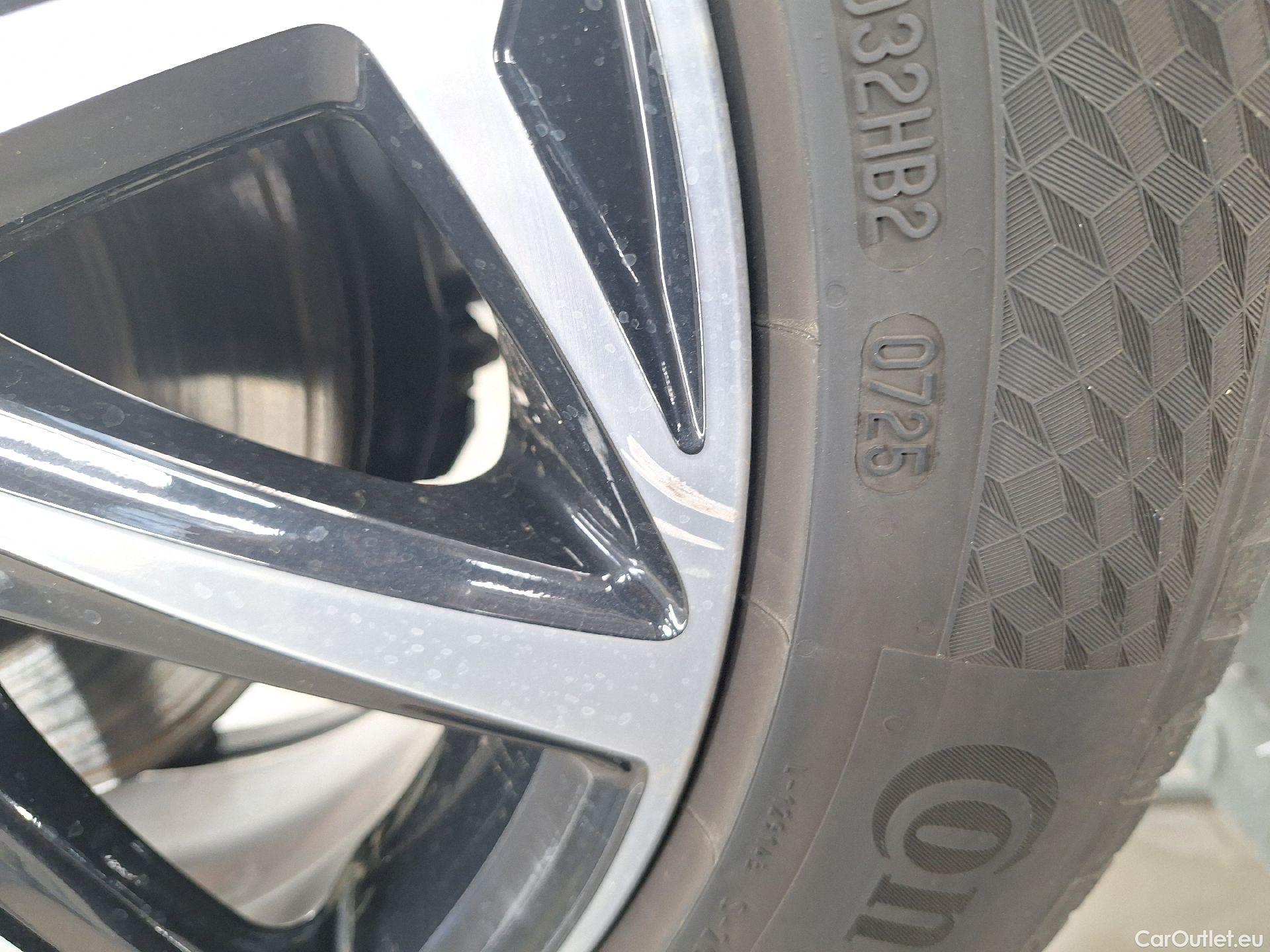  Toyota  Yaris Toyota,  '20, Toyota  1.5 VVT-i Hybrid Iconic e-CVT 5d #38