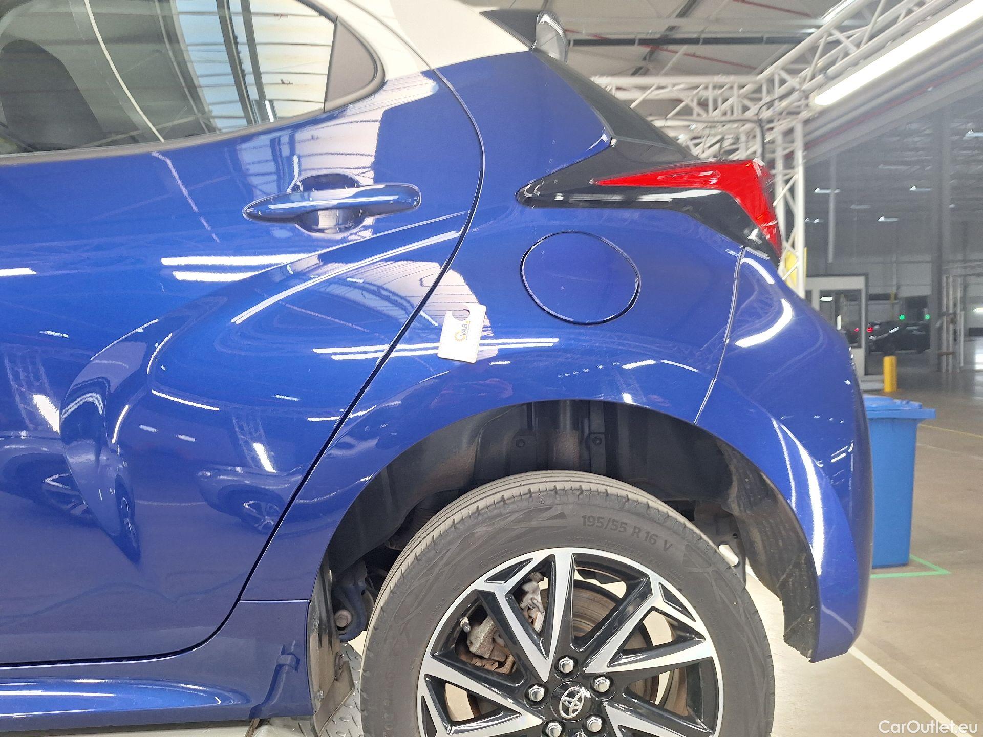  Toyota  Yaris Toyota,  '20, Toyota  1.5 VVT-i Hybrid Iconic e-CVT 5d #20