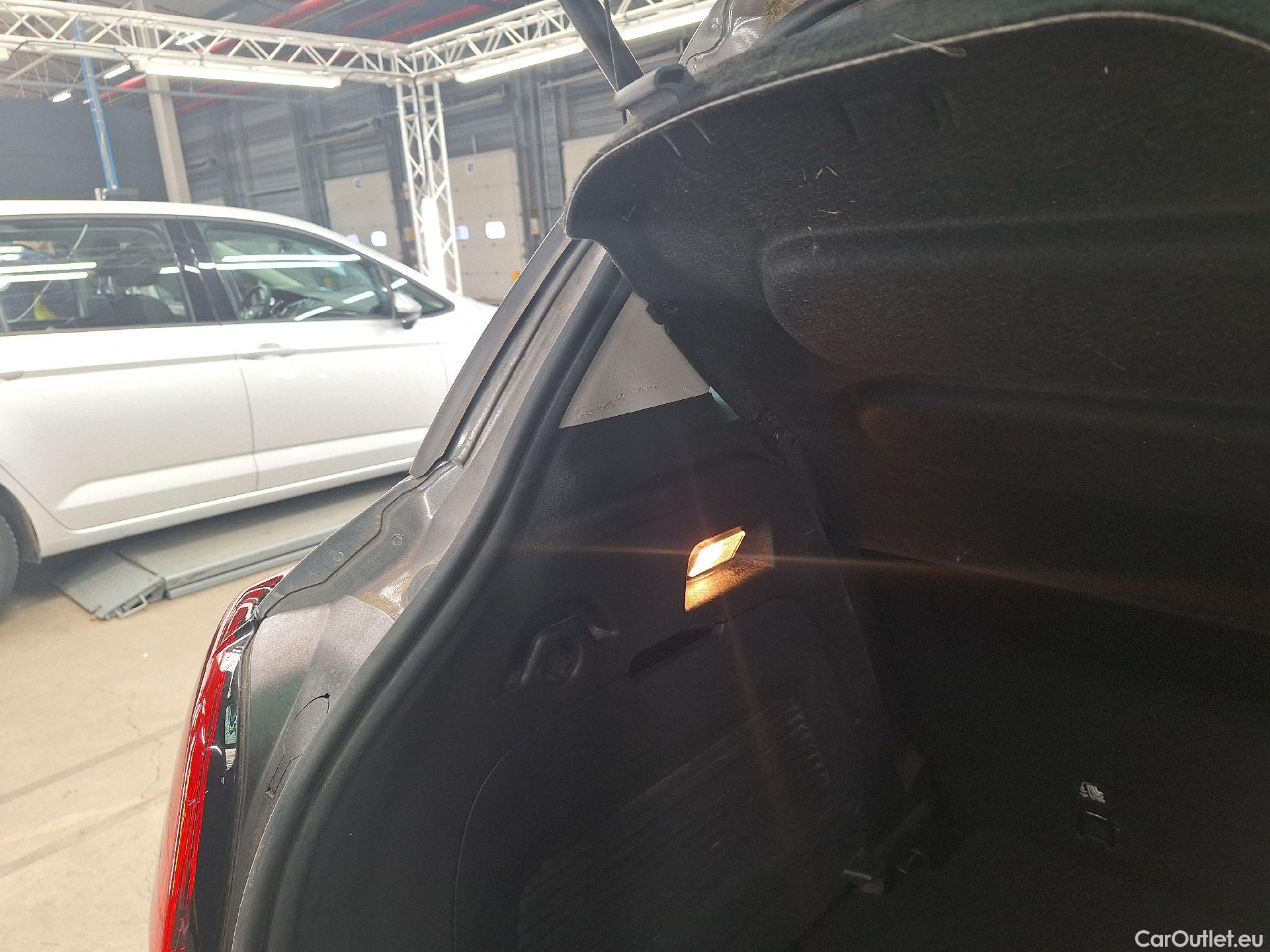  Citroen  C3 Citroën,  Aircross FL'21, Citroën  Aircross 1.2 PureTech 130 S&S EAT6 Shin #1