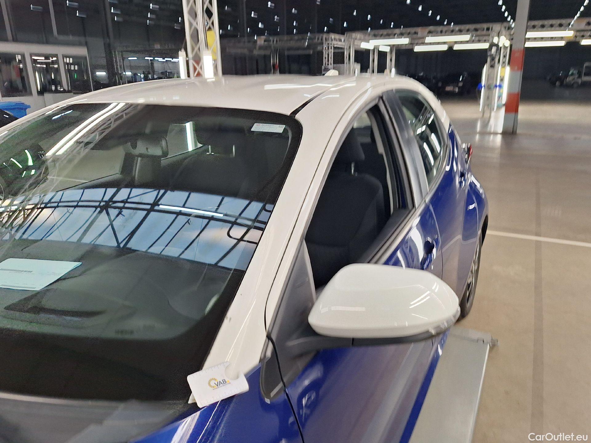  Toyota  Yaris Toyota,  '20, Toyota  1.5 VVT-i Hybrid Iconic e-CVT 5d #4