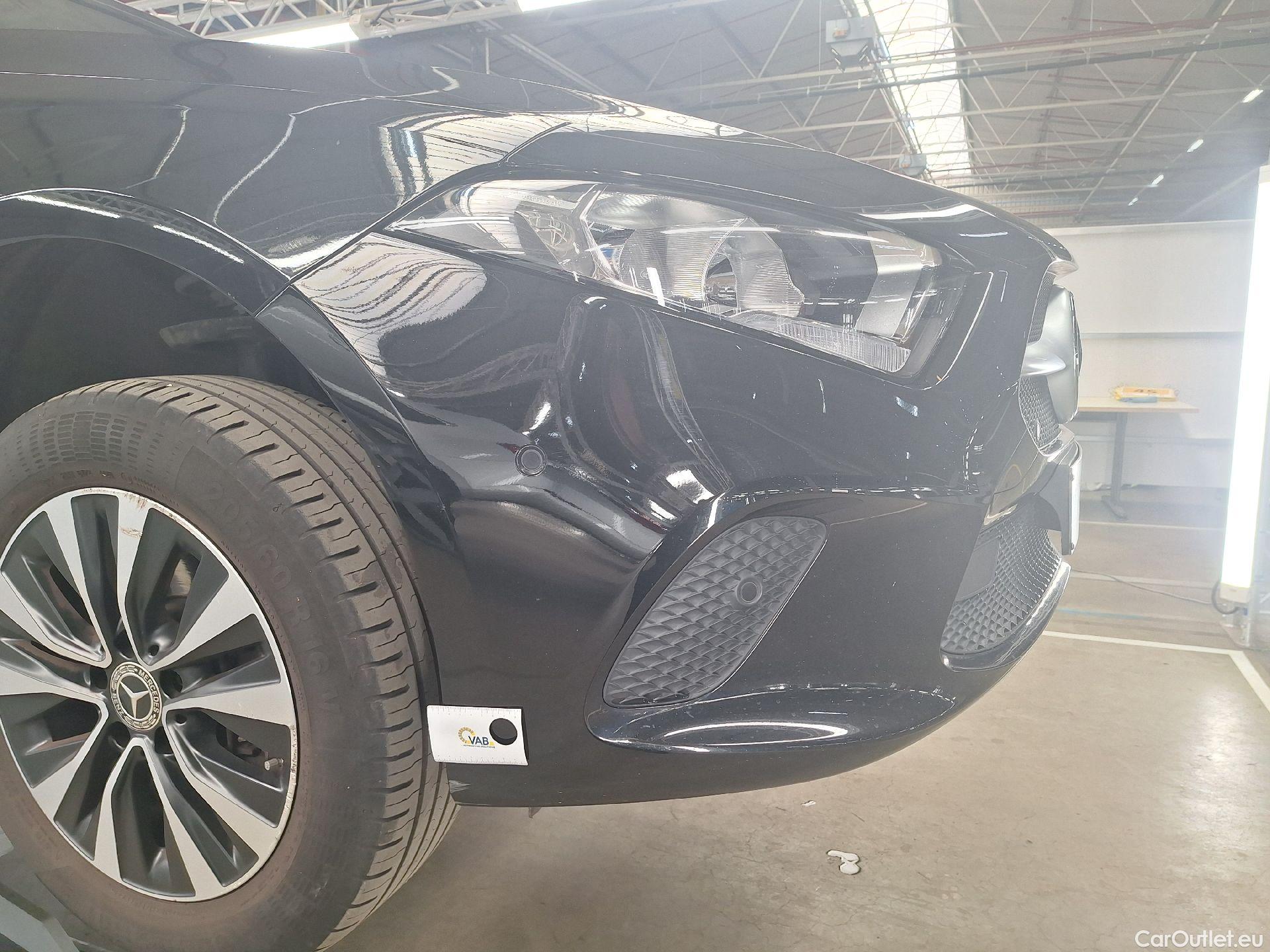  Mercedes  A-Klasse Mercedes, A-Class Berline '18, Mercedes-Benz  Limousine A 180 Business So #28