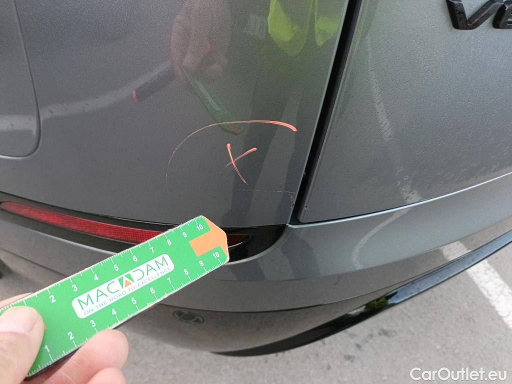  Land Rover  Range Rover LAND ROVER  Velar / 2017 / 5P / todoterreno 2.0D I4 150kW R-Dynamic S 4WD Auto #12