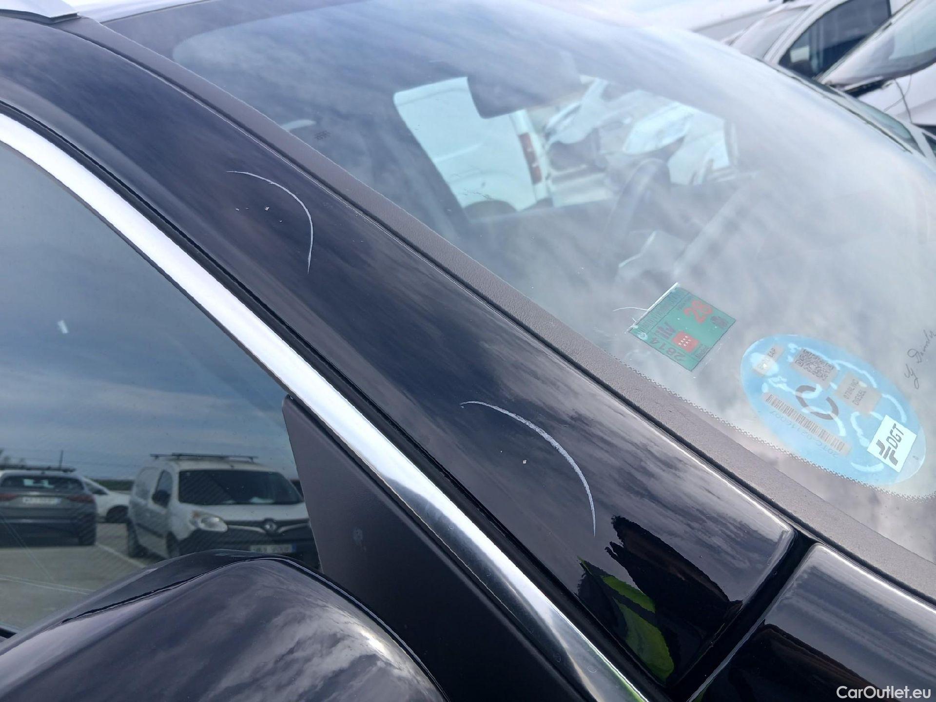  Mercedes  GLB MERCEDES-BENZ  / 2019 / 5P / todoterreno 2.0  200 D DCT 110KW (150CV) #49