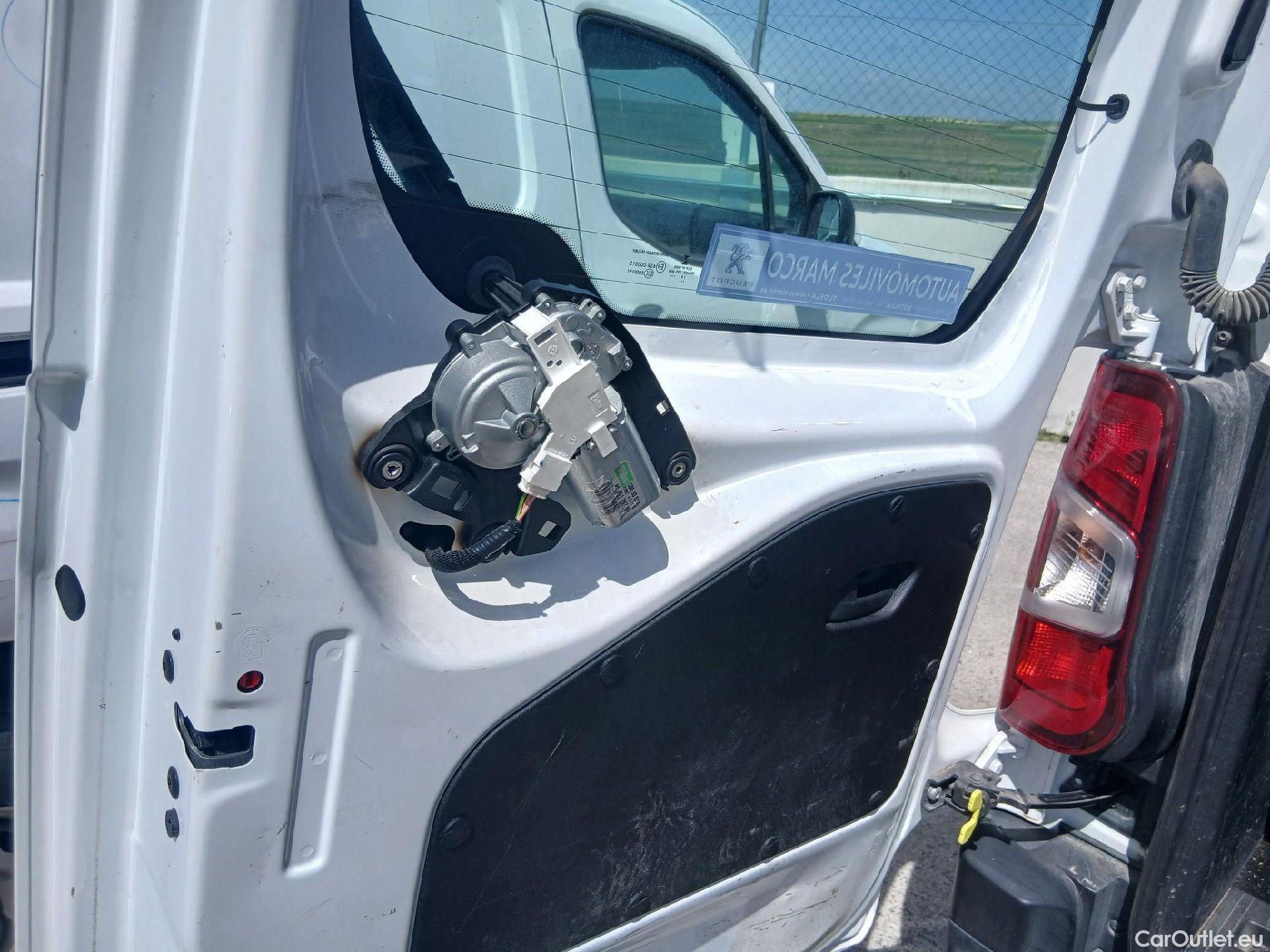  Peugeot  RIFTER PEUGEOT  / 2018 / 4P / combi Access Standard BlueHDi 73kW (CX) #4