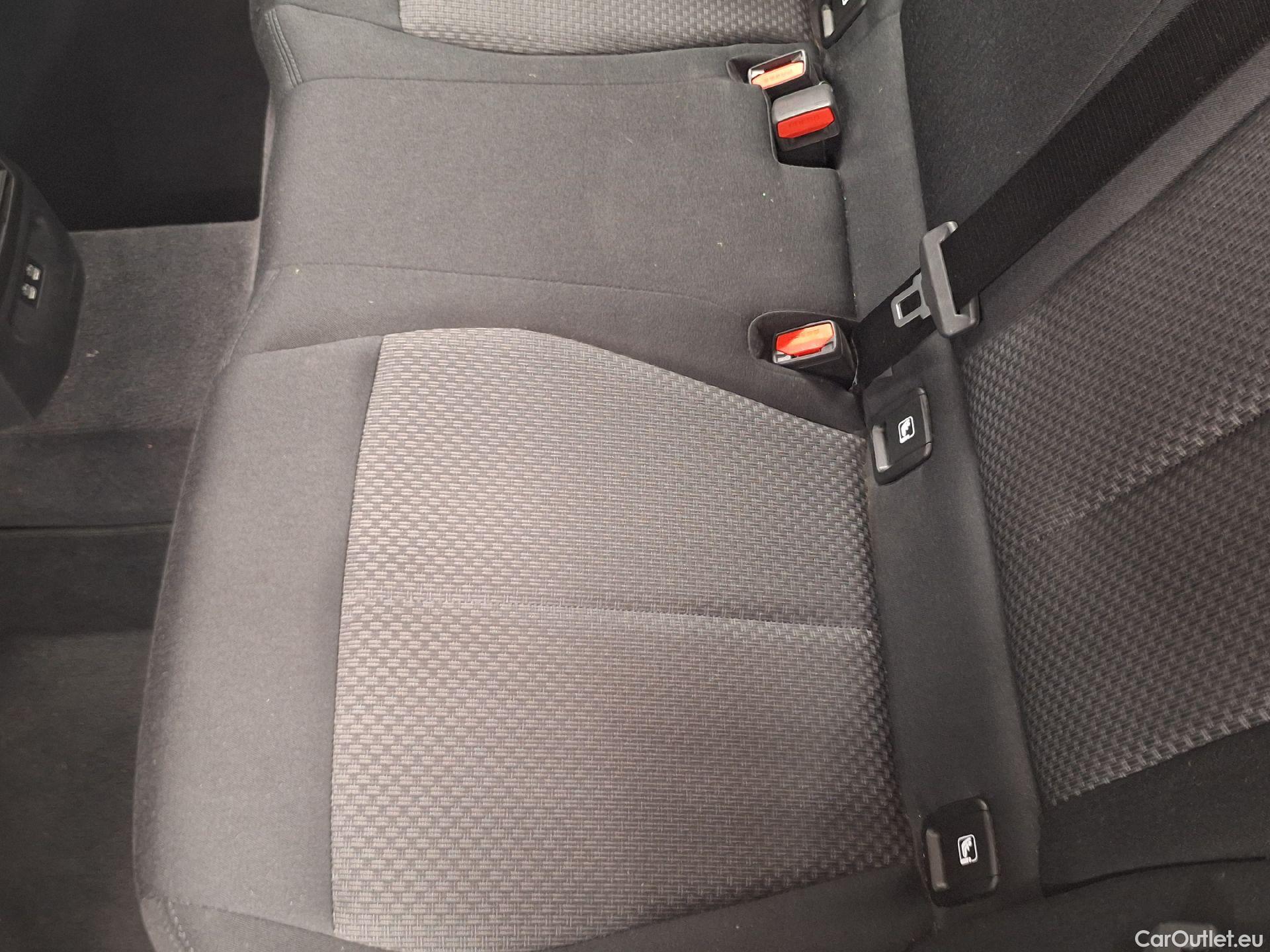  Bmw  Serie 1 BMW, 1-serie '19, BMW 1 Reeks Hatch 118iA (100 kW) 5d #14