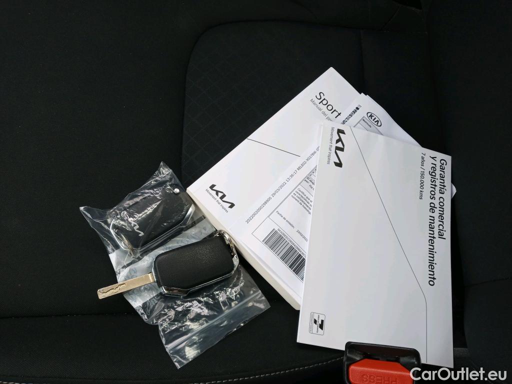  KIA  Sportage KIA  / 2022 / 5P / todoterreno 1.6 T-GDi 110kW (150CV) Concept 4x2 #9