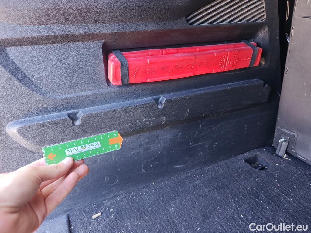  Peugeot  RIFTER PEUGEOT  / 2018 / 5P / combi Active Pack Busin. Standard BlueHDi 73kW #38