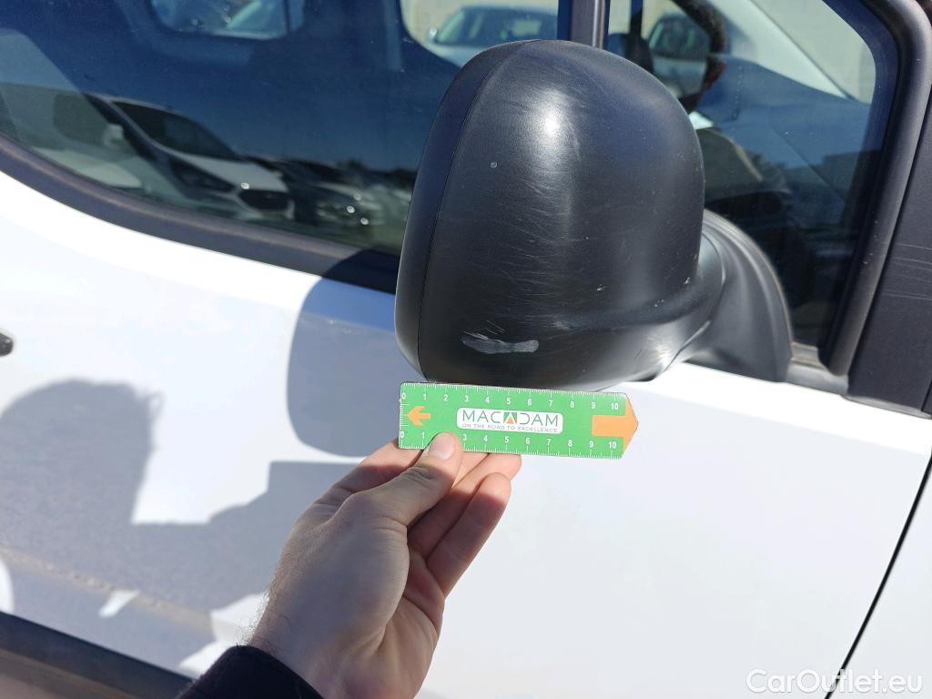  Peugeot  RIFTER PEUGEOT  / 2018 / 5P / combi Active Pack Busin. Standard BlueHDi 73kW #65