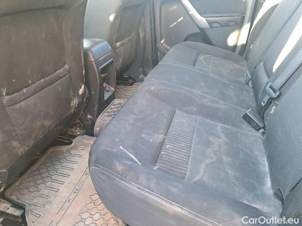  Ford  Ranger FORD  / 2019 / 4P / pickup doble cabina 2.0 Ecoblue 125kW 4x4 Doble Cab. XLT S/S #8