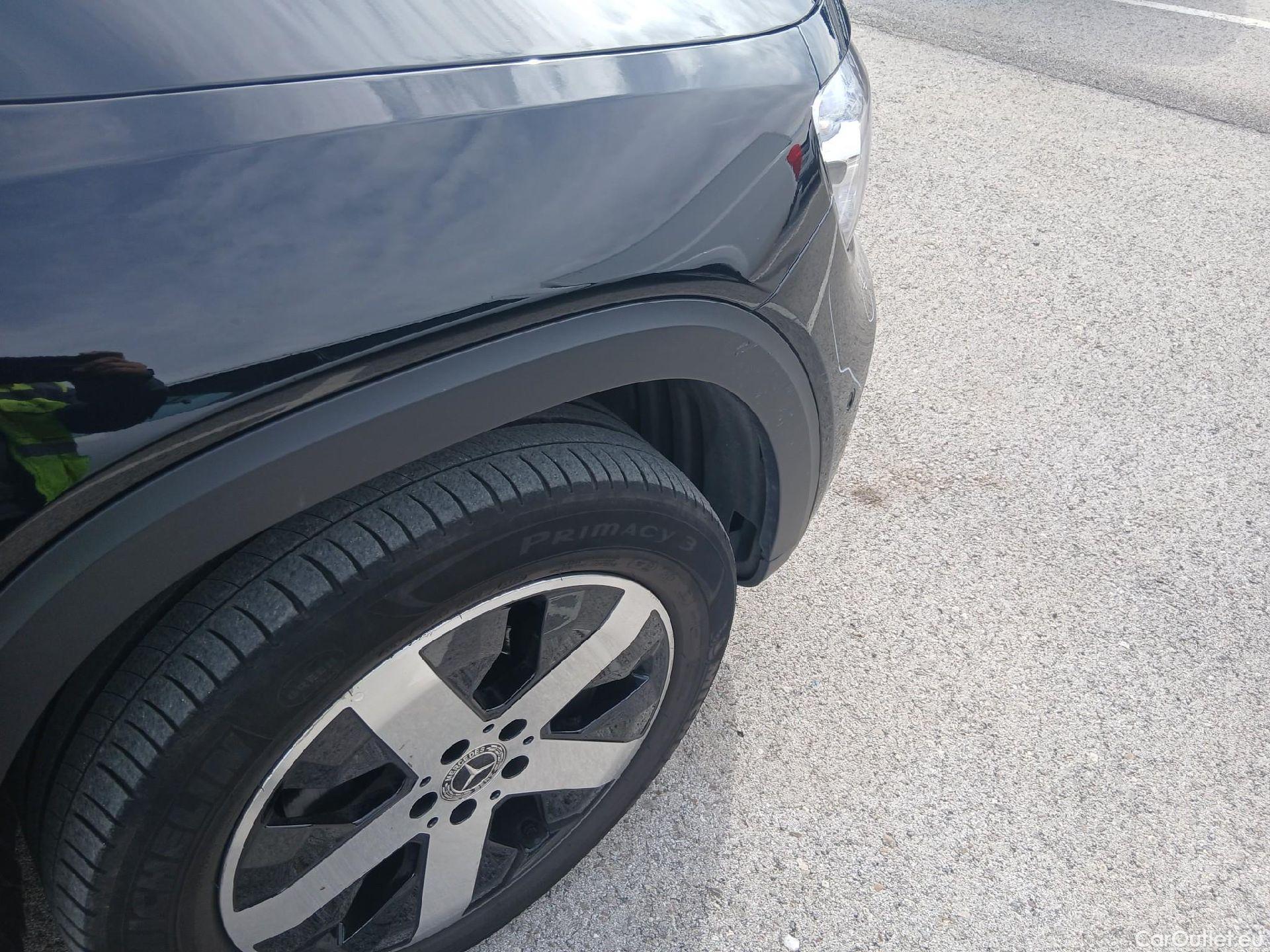  Mercedes  GLB MERCEDES-BENZ  / 2019 / 5P / todoterreno 2.0  200 D DCT 110KW (150CV) #46