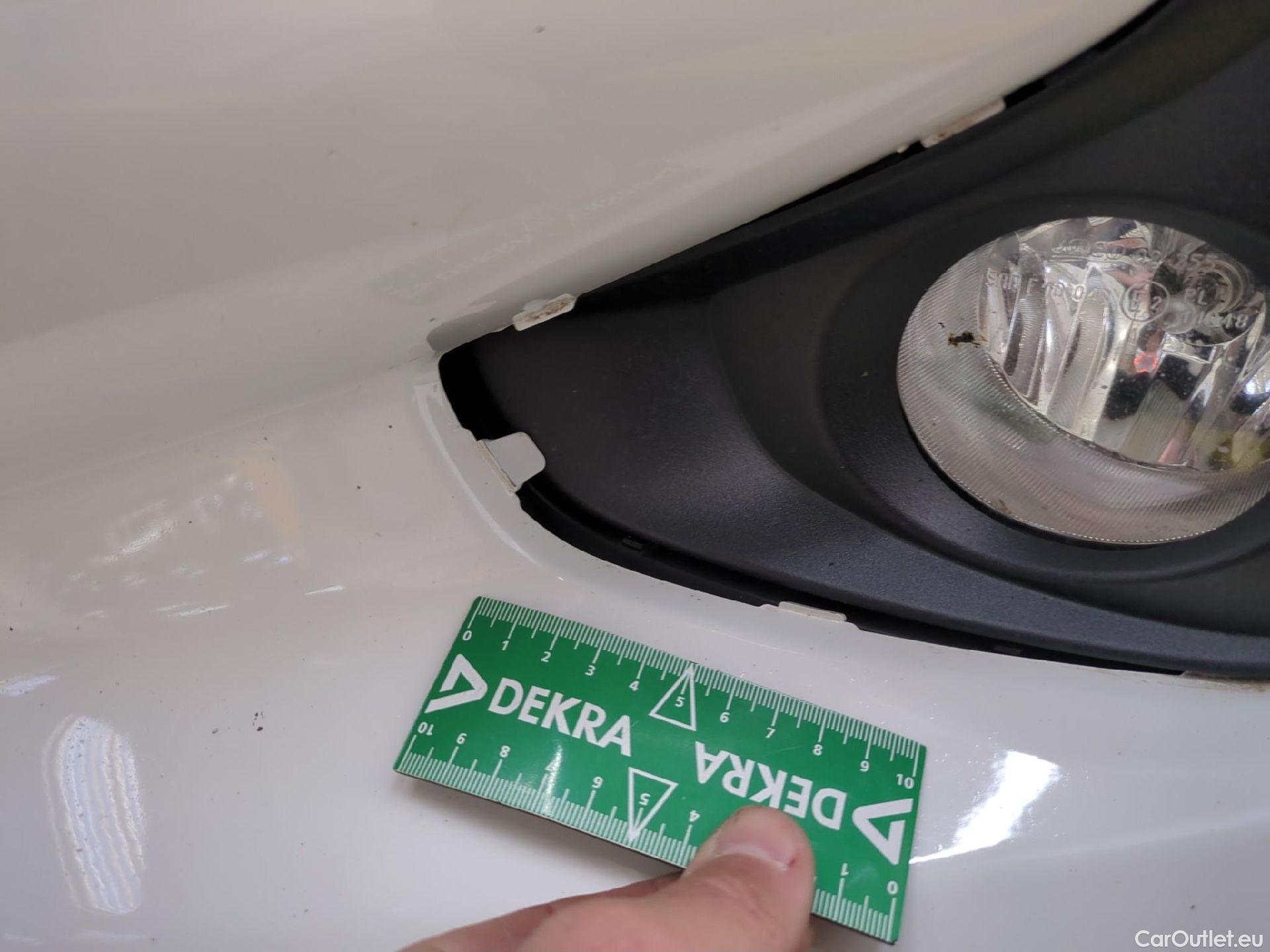  Toyota  Yaris TOYOTA  Hybride / 2019 / 5P / Berline Hybride 116h Dynamic Business Beyond Zer #19