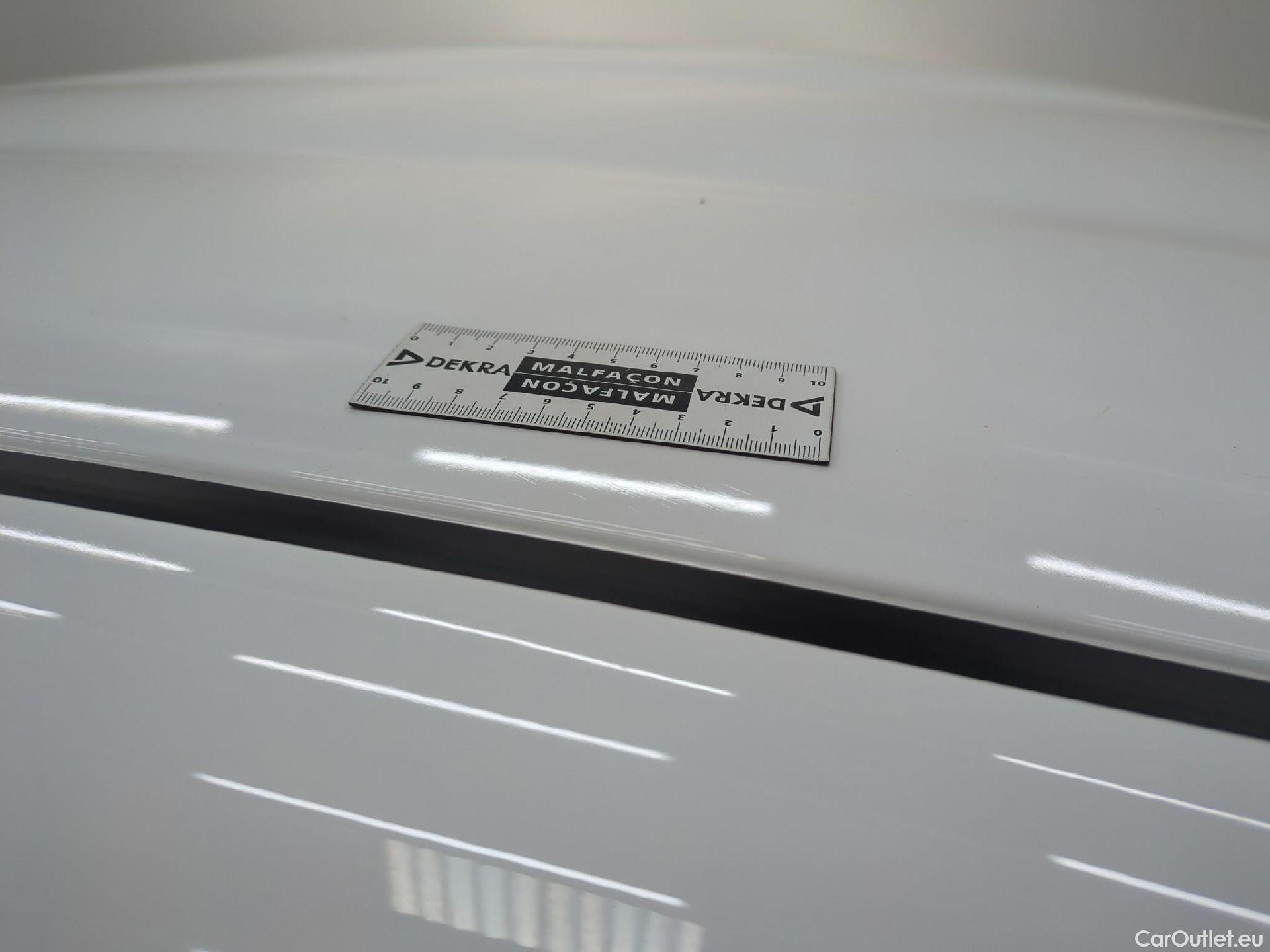  Toyota  Yaris TOYOTA  Hybride / 2019 / 5P / Berline Hybride 116h Dynamic Business Beyond Zer #41