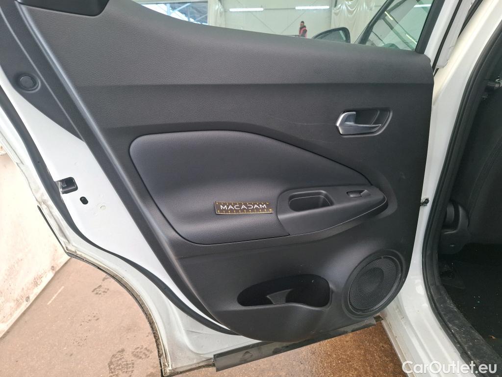  Nissan  Juke NISSAN  / 2019 / 5P / Crossover DIG-T 114 BVM6 Shadow(SP) #7