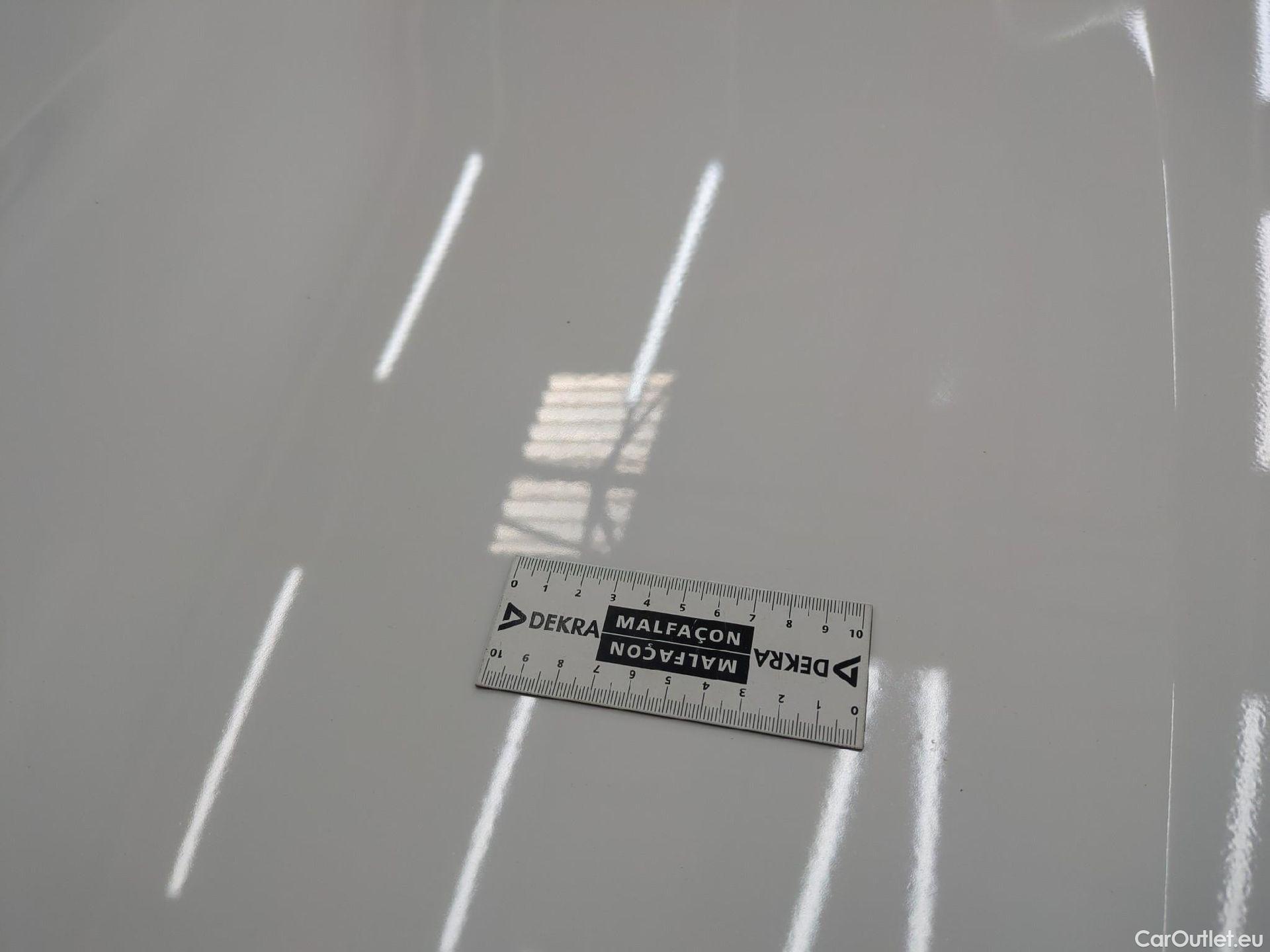  Toyota  Yaris TOYOTA  Hybride / 2019 / 5P / Berline Hybride 116h Dynamic Business Beyond Zer #34