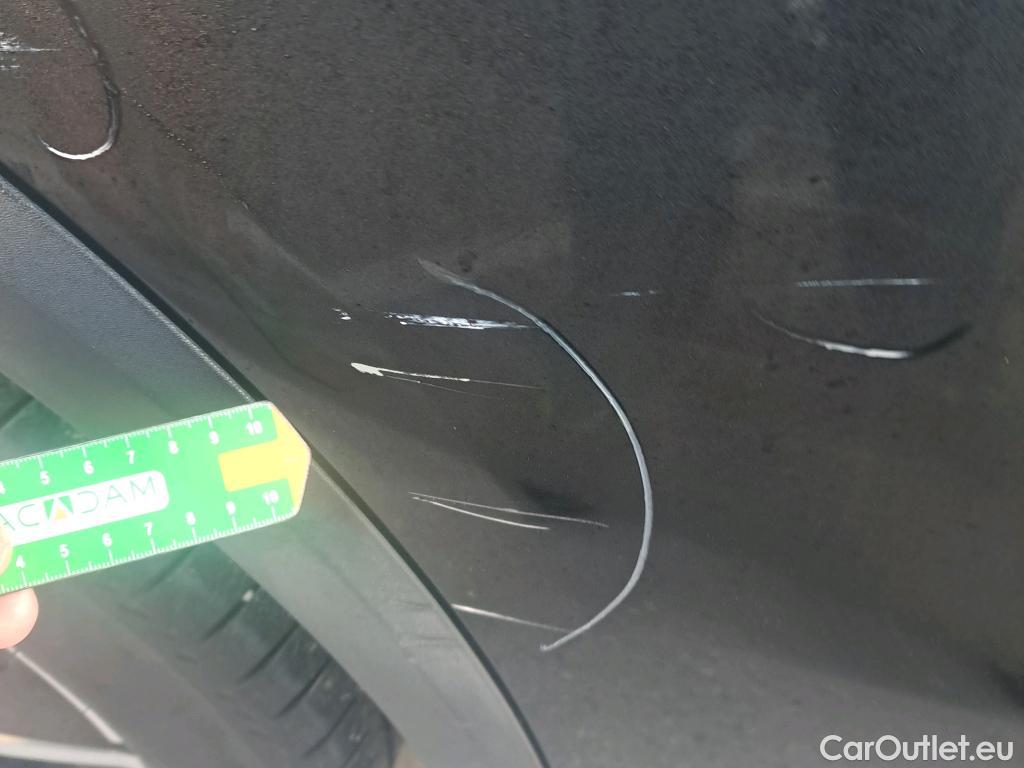  Mercedes  GLA MERCEDES-BENZ  250 e 220 CV #15