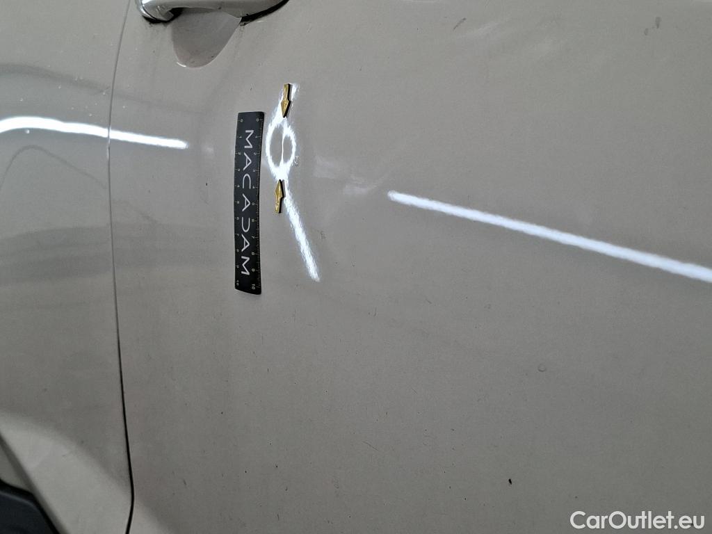  Nissan  Juke NISSAN  / 2019 / 5P / Crossover DIG-T 114 BVM6 Shadow(SP) #15