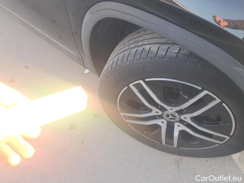  Mercedes  GLA MERCEDES-BENZ  250 e 220 CV #9