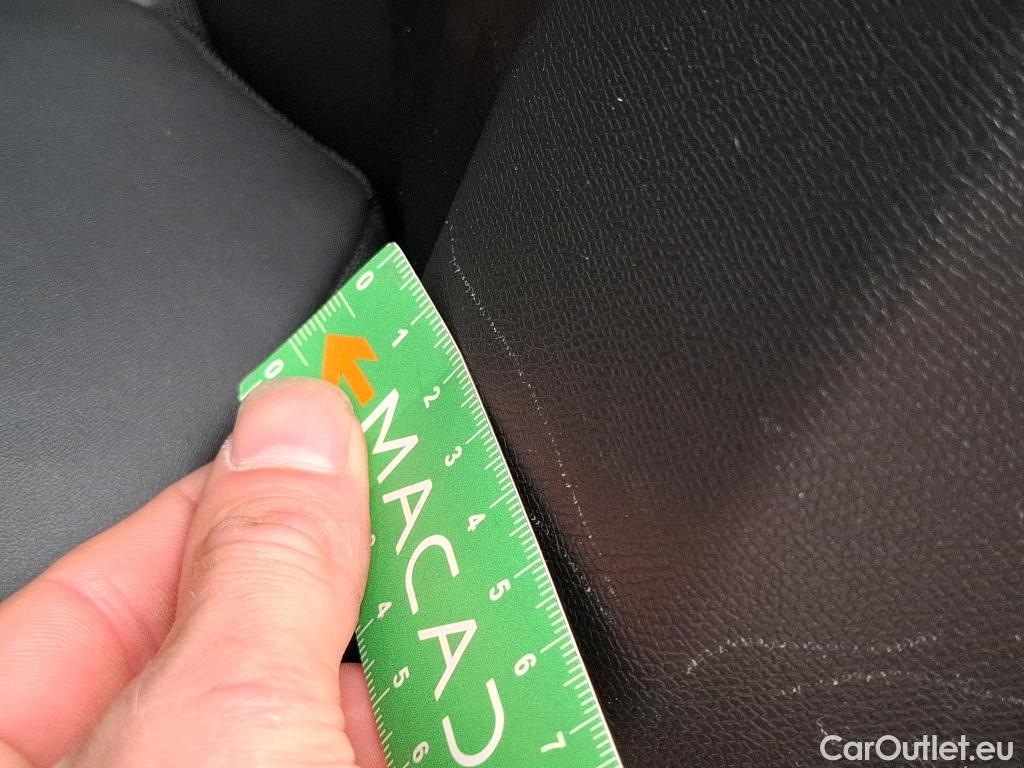  Peugeot  3008  Allure Pack 1.5 HDi 130CV BVA8 E6d #16