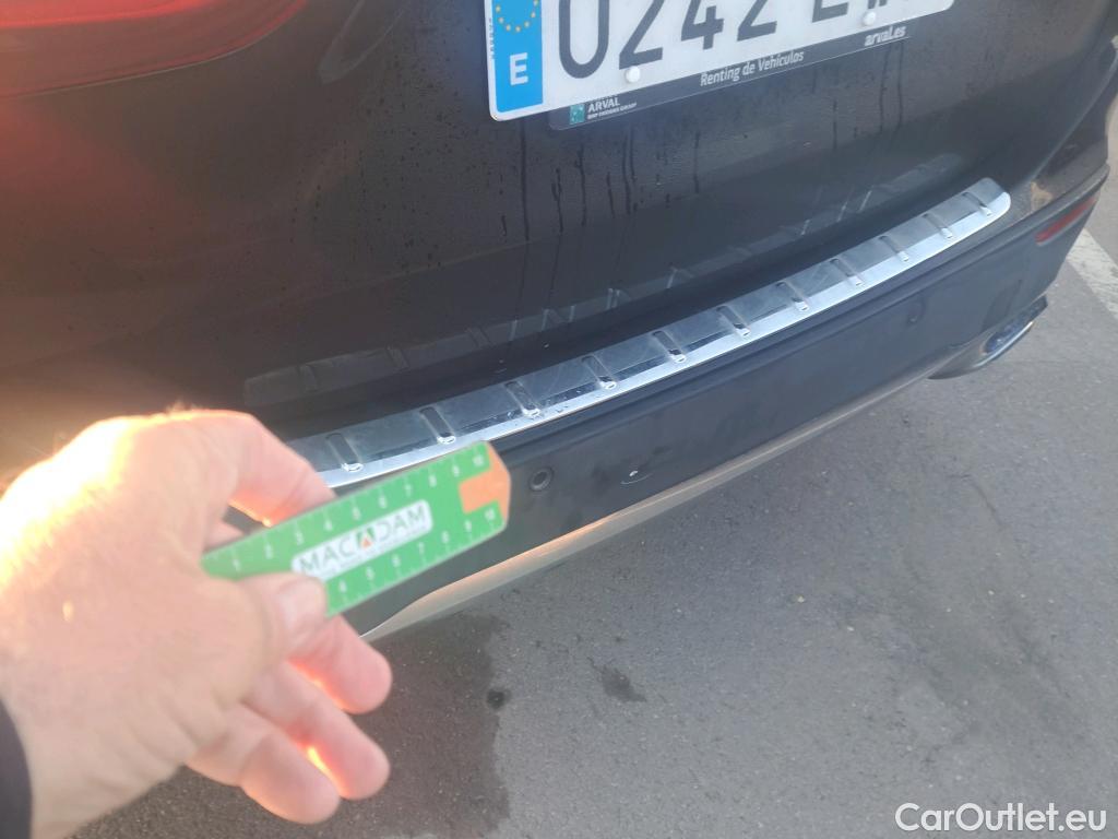  Mercedes  GLA MERCEDES-BENZ  250 e 220 CV #24