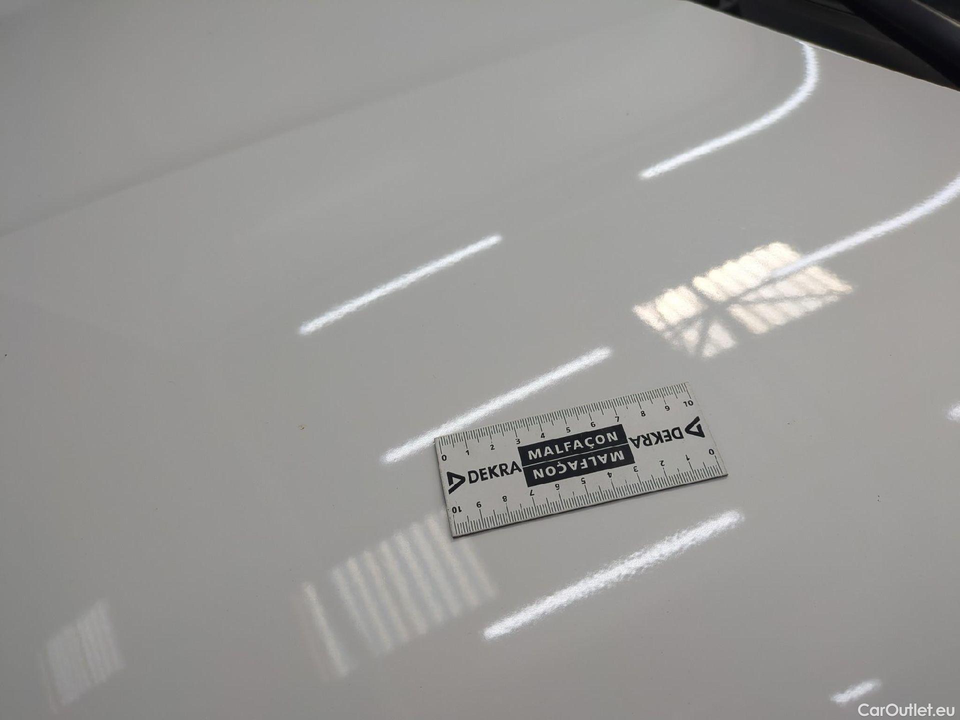  Toyota  Yaris TOYOTA  Hybride / 2019 / 5P / Berline Hybride 116h Dynamic Business Beyond Zer #36