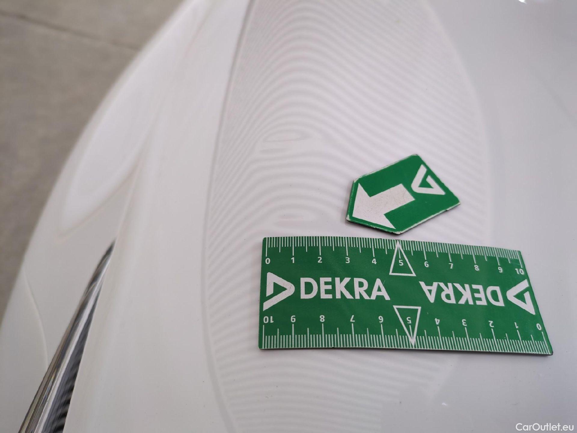  Toyota  Corolla TOYOTA  Touring Sports / 2018 / 5P / Break Hybride 122h Dynamic Business Beyond Zer #48