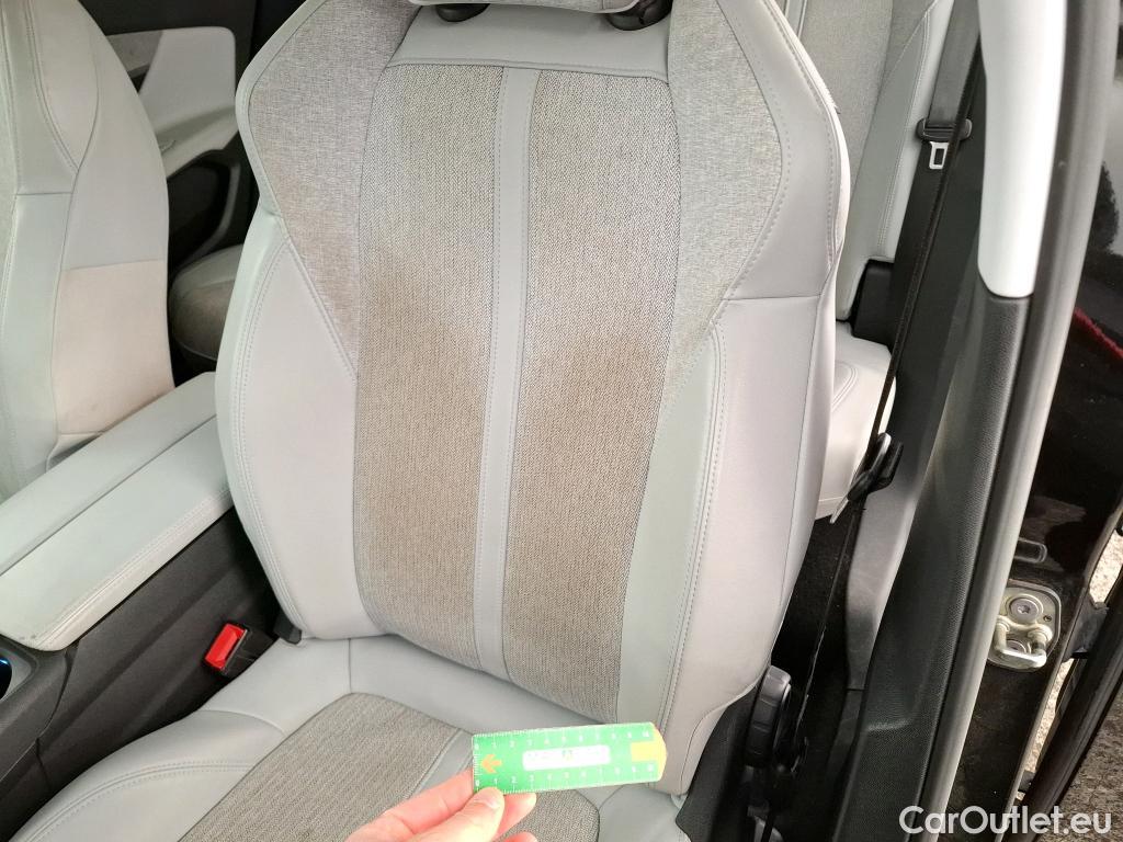  Peugeot  3008  Allure Business 1.5 HDi 130CV BVA8 E6dT #24