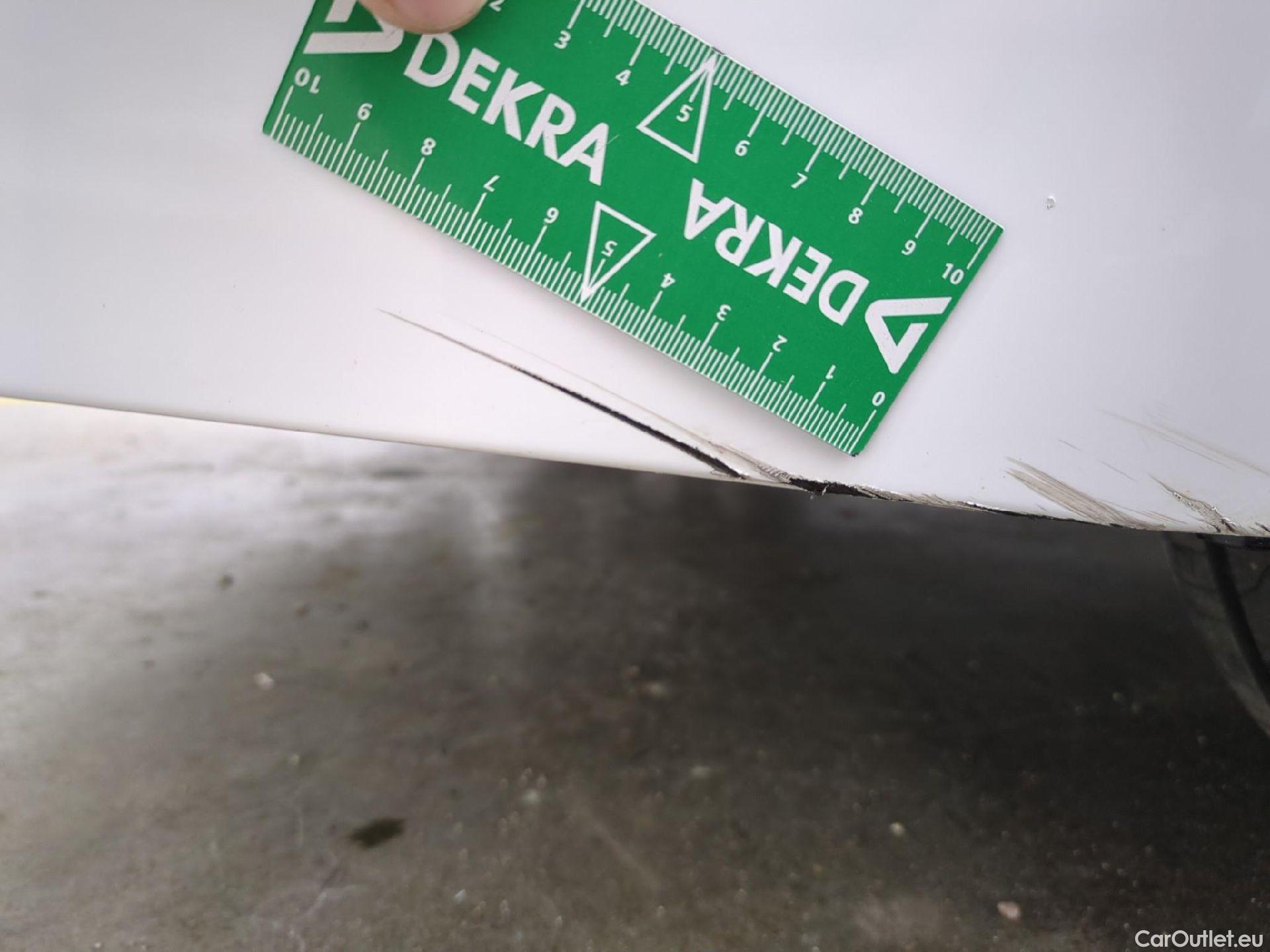  Toyota  Corolla TOYOTA  Touring Sports / 2018 / 5P / Break Hybride 122h Dynamic Business Beyond Zer #32