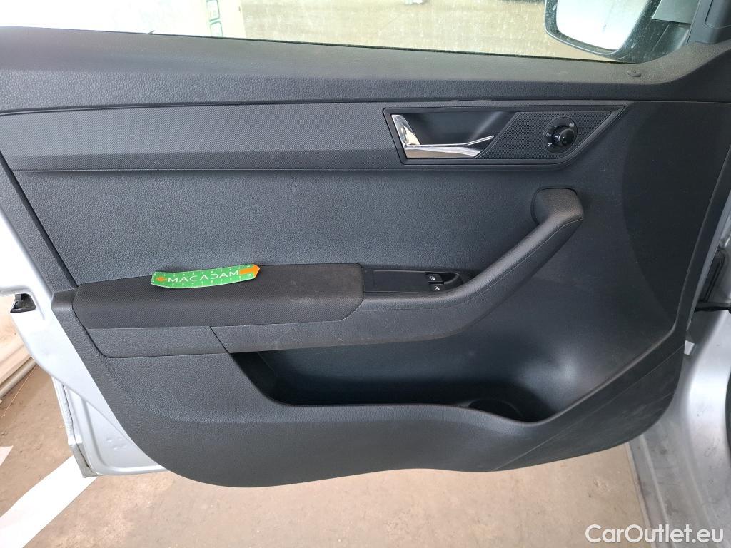  Skoda  Fabia  Business 1.0 TSI 95CV BVA7 E6d #9