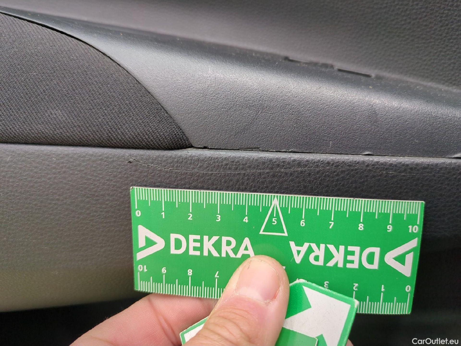  Toyota  Corolla TOYOTA  Touring Sports / 2018 / 5P / Break Hybride 122h Dynamic Business Beyond Zer #6