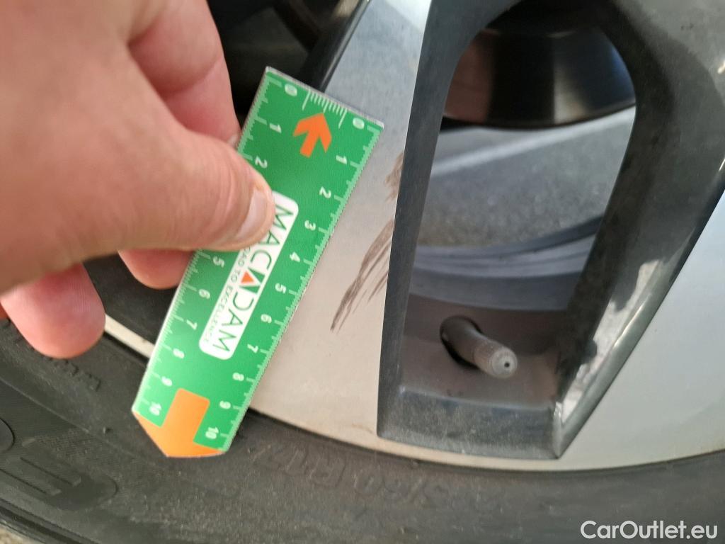  Renault  Arkana RENAULT  2021 5P SUV Evolution mild hybrid 140 EDC 22 #24