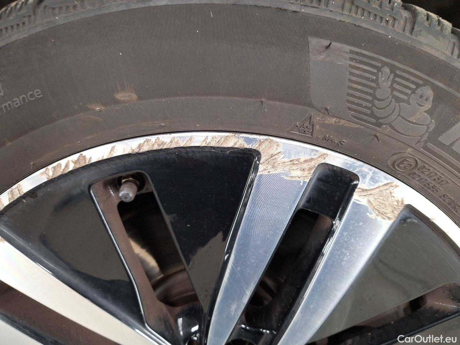  Mercedes  A-Klasse Mercedes, A-Class Berline '18, Mercedes-Benz  Limousine A 250e Business S #4