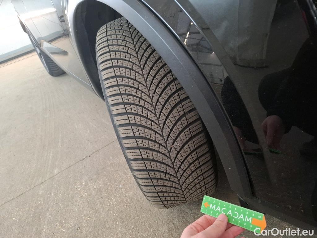  Nissan  Qashqai NISSAN  / 2021 / 5P / Crossover 1.3 MHEV 158ch Xtronic Tekna #17